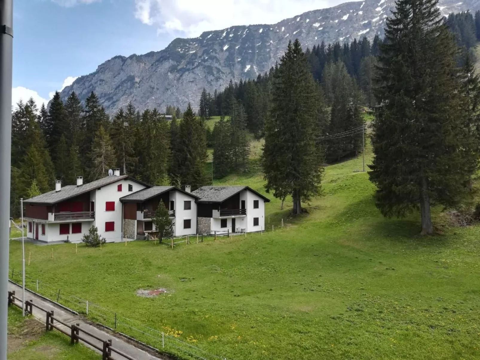 2-Zimmerwohnung Mörlialp im Wander- und Skigebiet-Draußen