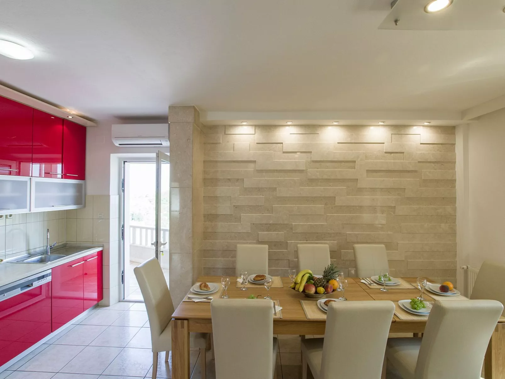 Ferienvilla "Lucian" mit Blick auf das Wasser-Drinnen