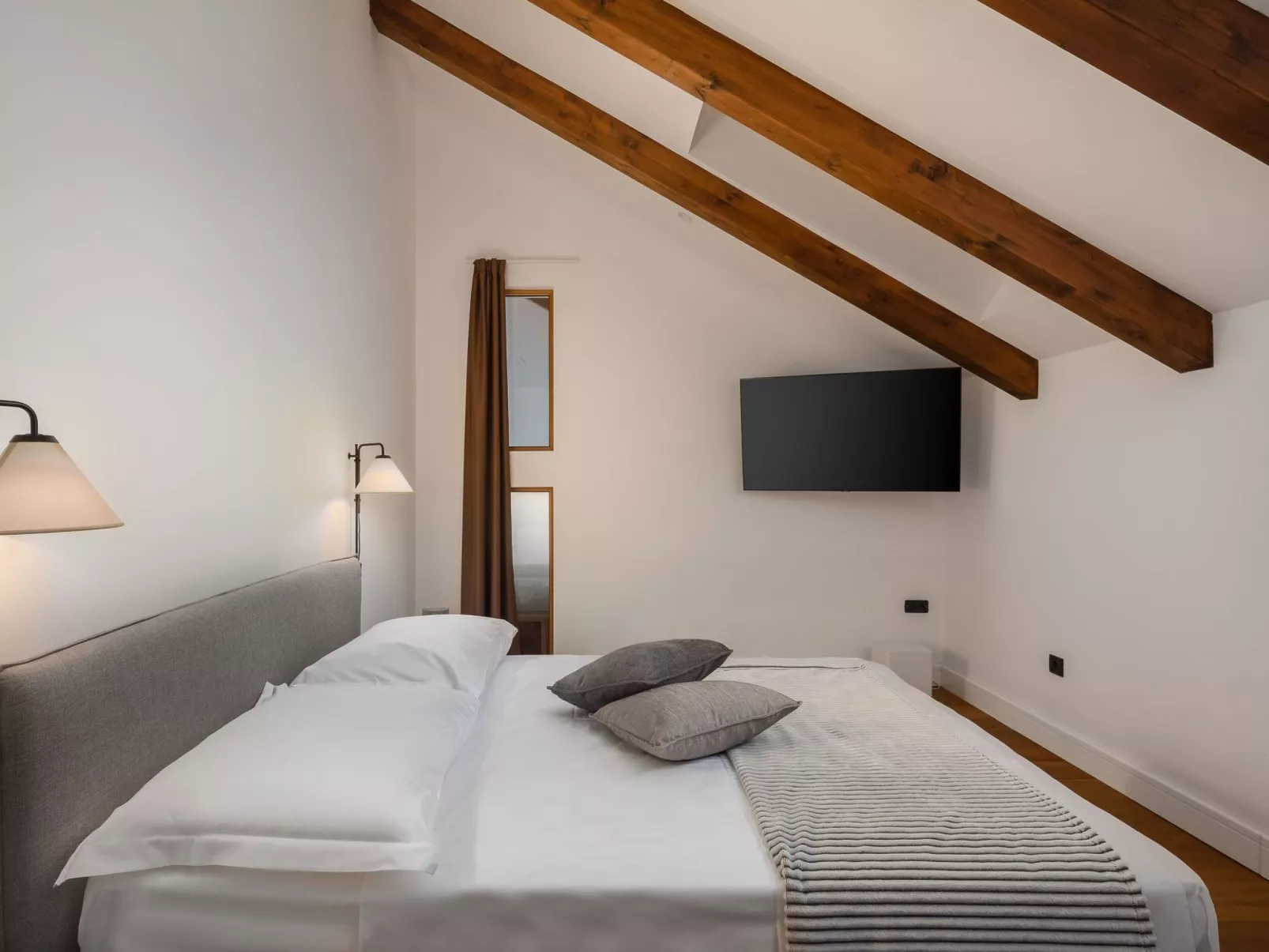 Villa Klang der Stille bei Sibenik-Drinnen