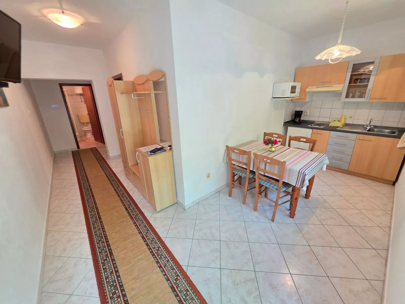 In Novi Vinodolski mit Grill, Garten und Terrasse-Dedans