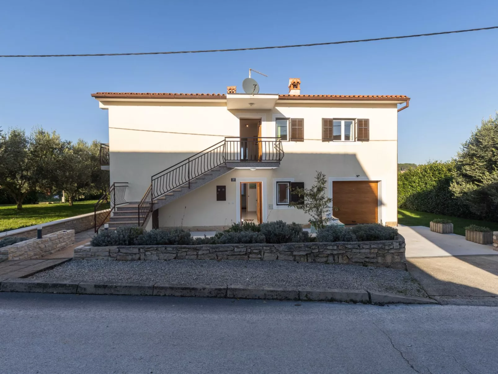 Ferienvilla "Casa Jurican"-Draußen