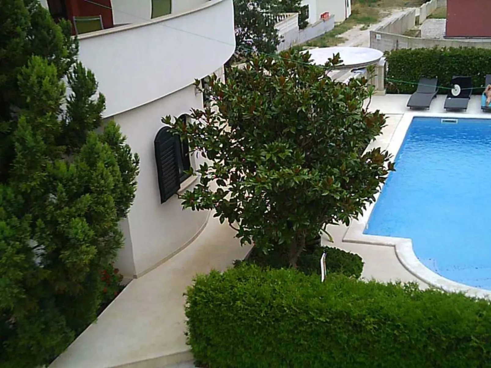 Moderne Ferienwohnung mit Balkonen mit Meerblick-Image-tags.info