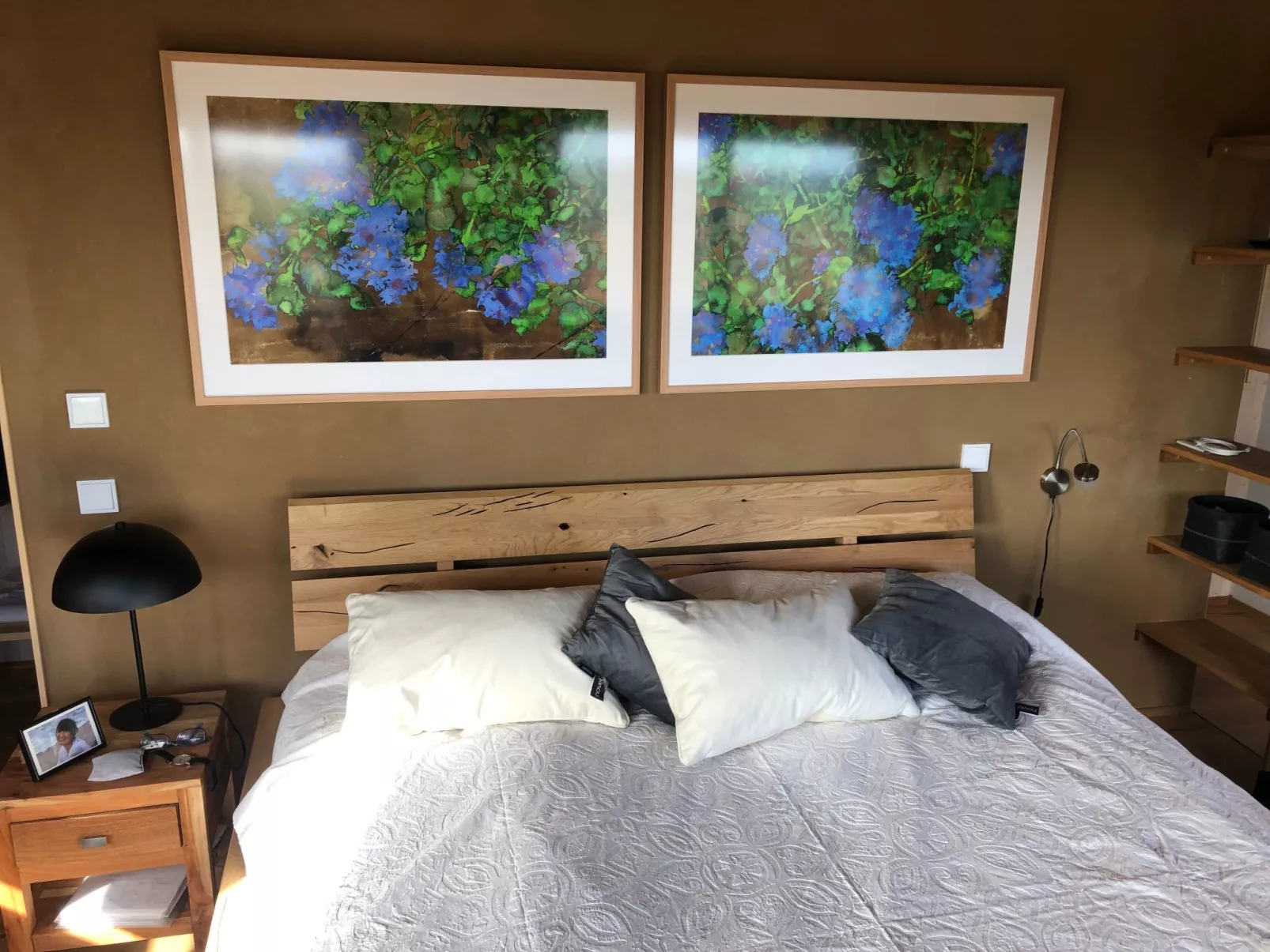 Meera Bio Holzhaus-Drinnen