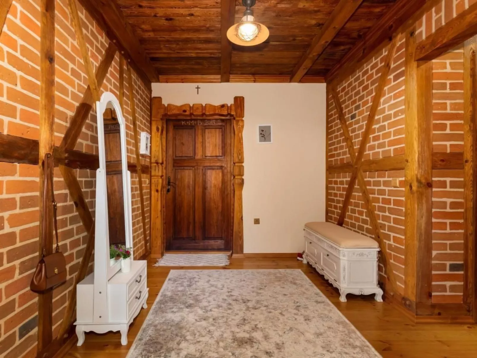 In Gąski mit Gepflegtem Garten-Drinnen