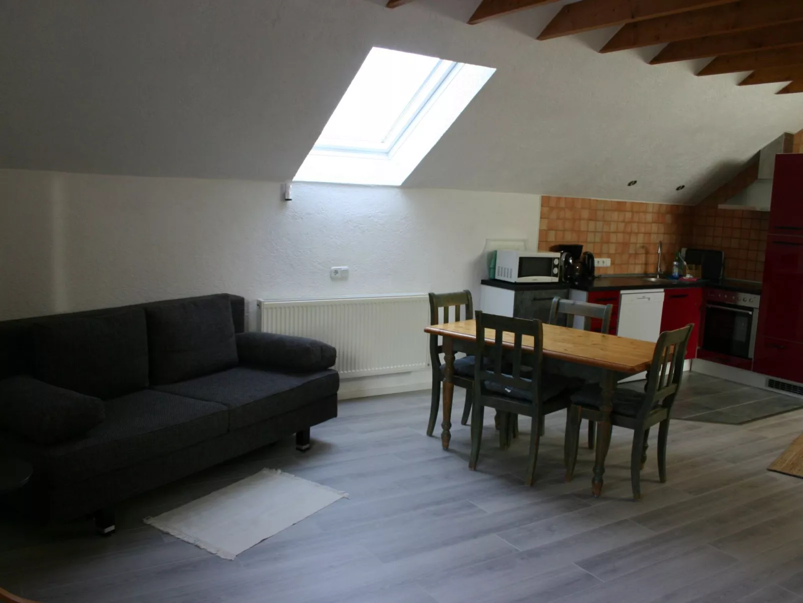 Helle Ferienwohnung in Mehren mit Eigenem Garten-Inside