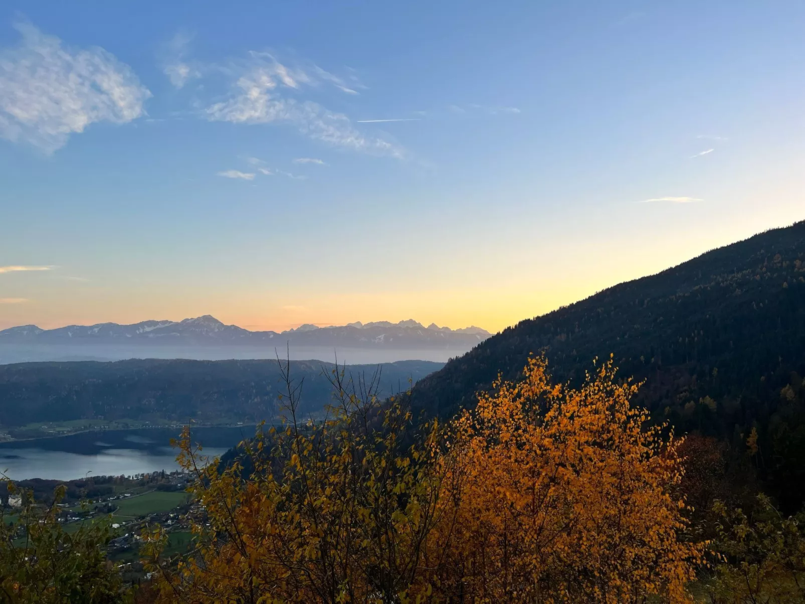 Appartement mit herrlichem Berg- und Seeblick-Outside