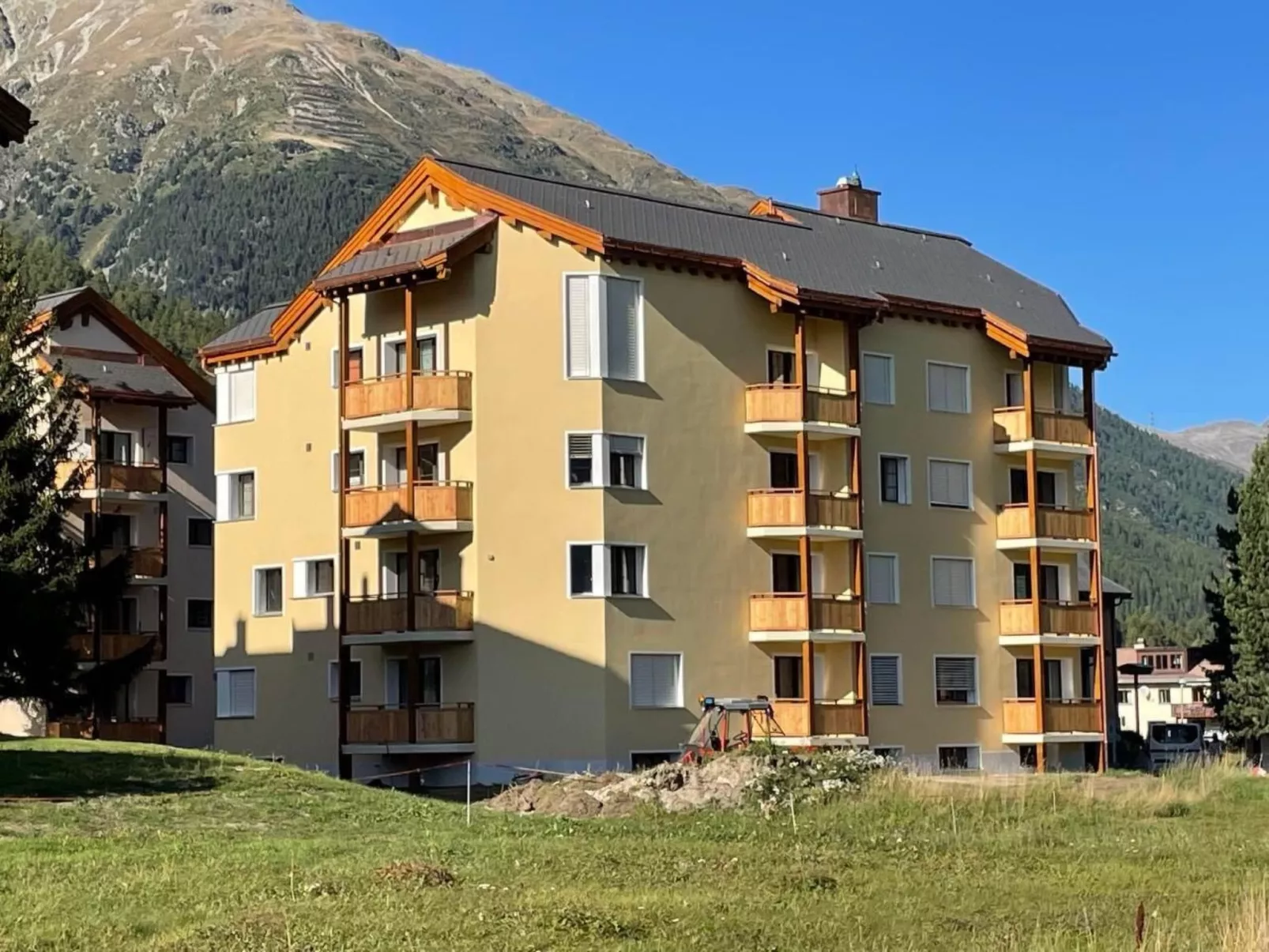 Chesa Champagna-Draußen