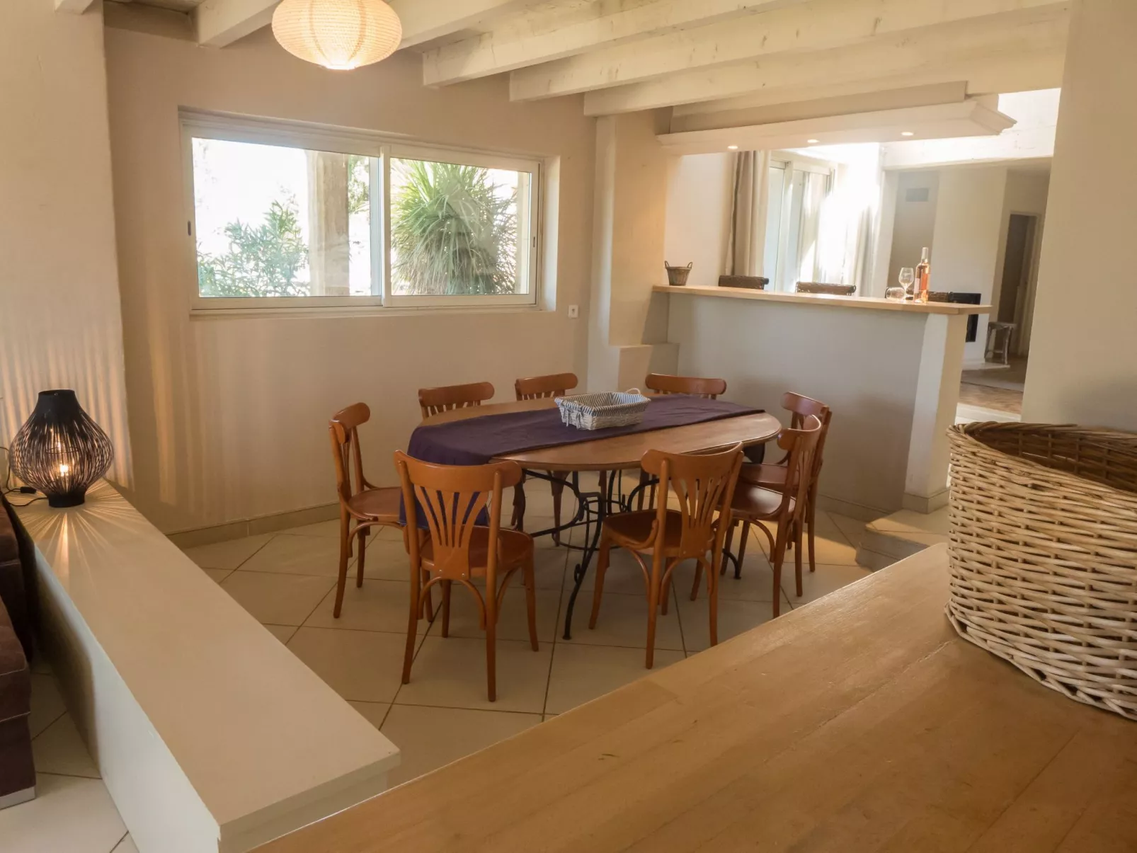 Villa mit Garten, Grill und Terrasse-Drinnen