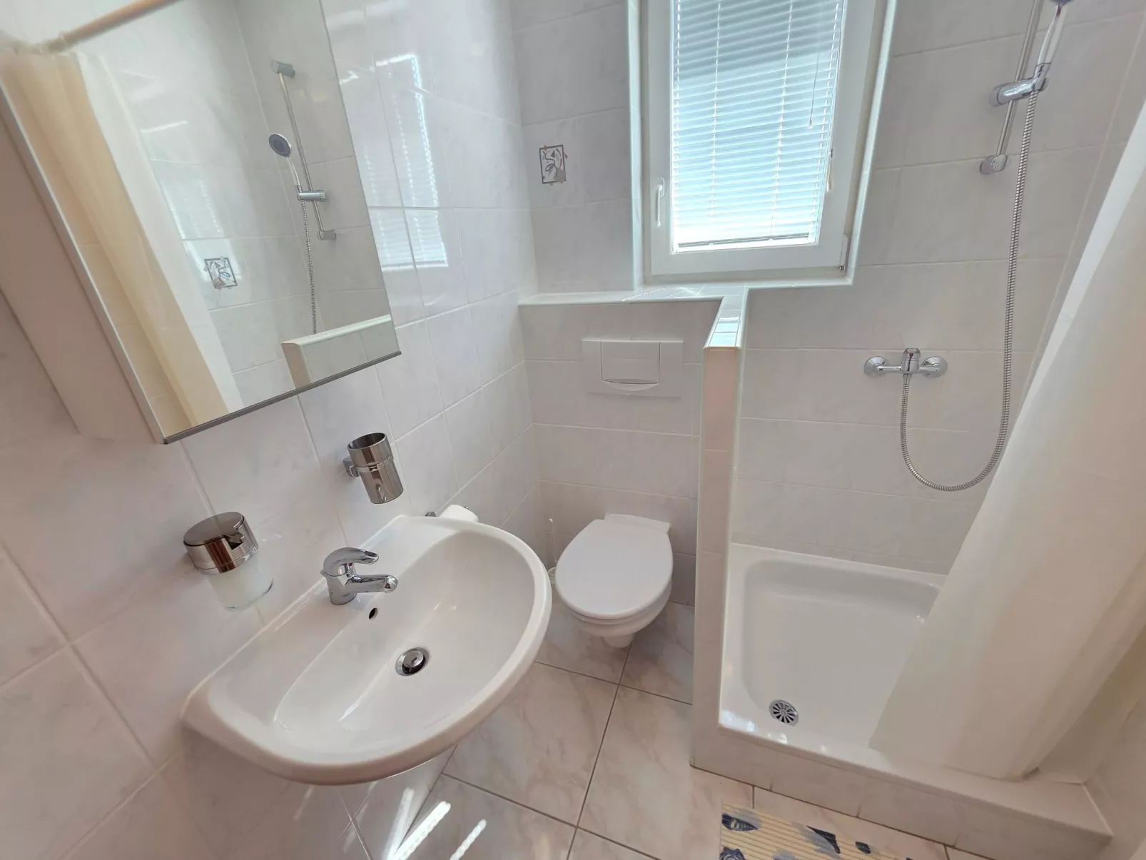 Wohnung für 4 Personen, 150m vom Strand entfernt-Inside