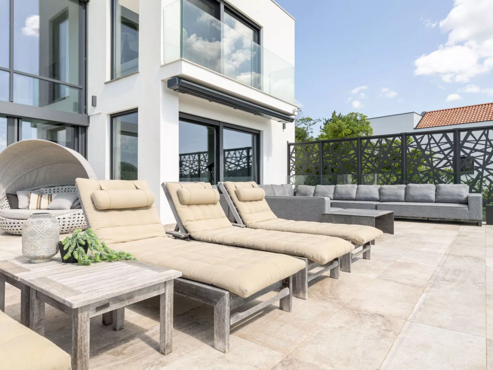 Designferienhaus mit Hot Tub-Image-tags.info