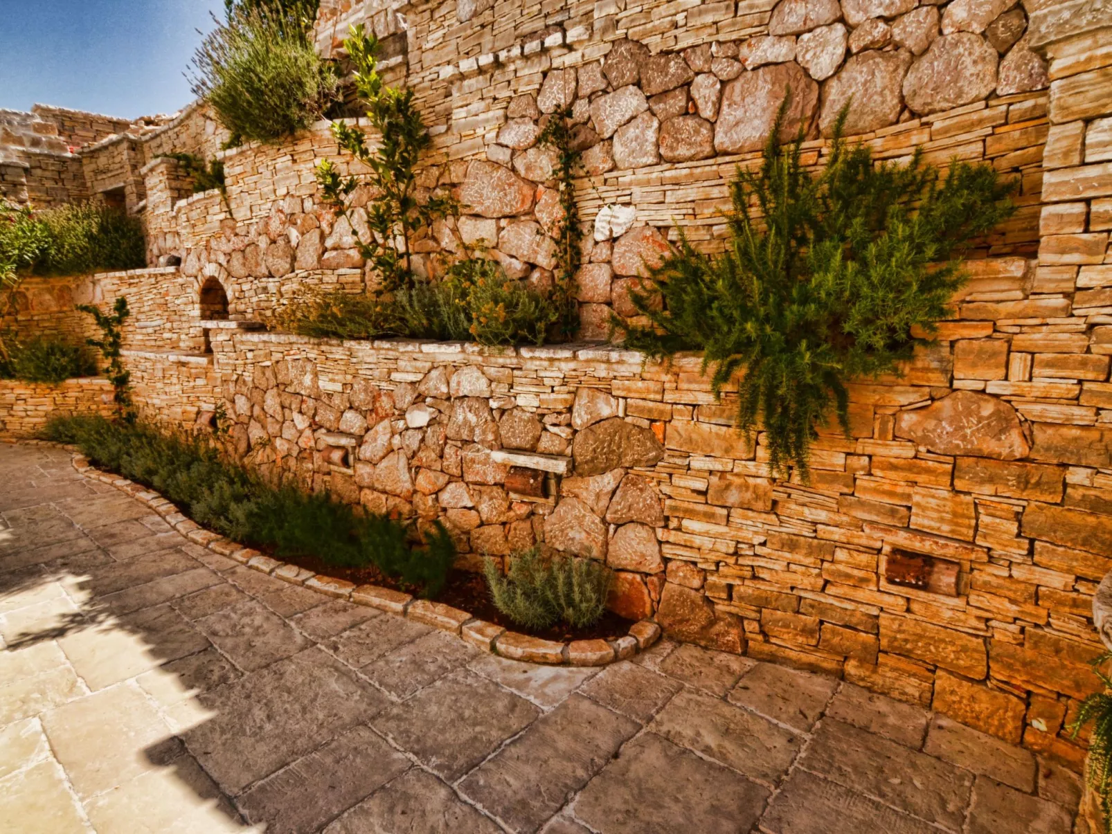 Wohnung für 4 Personen mit Pool und Jacuzzi-Draußen