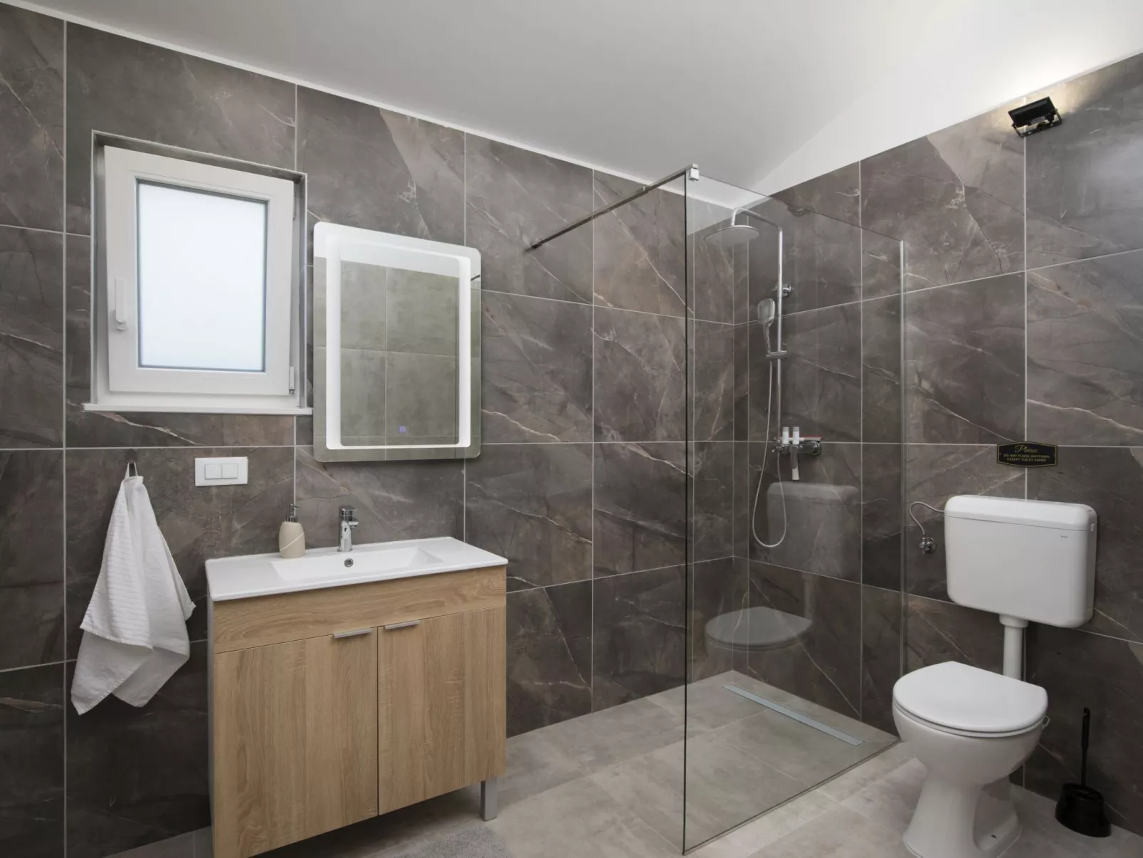 Villa Euphoria mit Pool, Sauna und Whirlpool-Inside