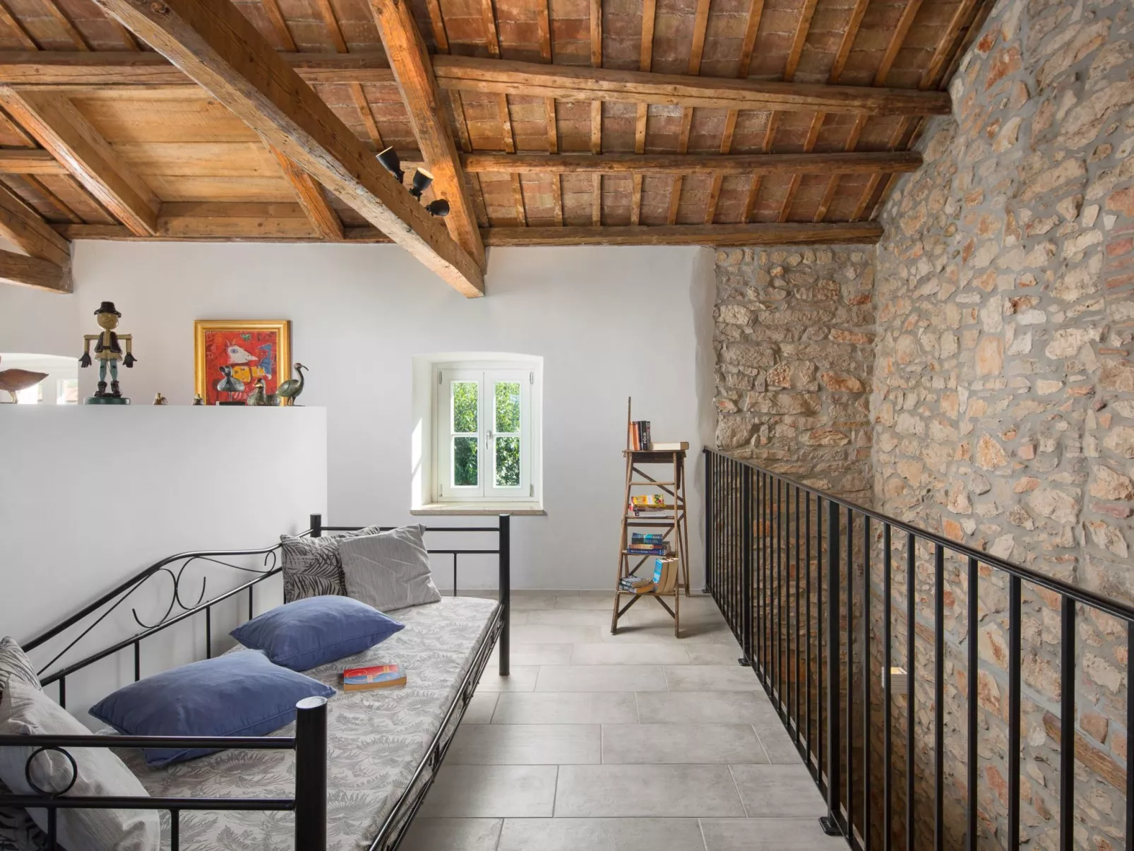 Villa Flavia Traditionelles Steinhaus mit Pool-Inside