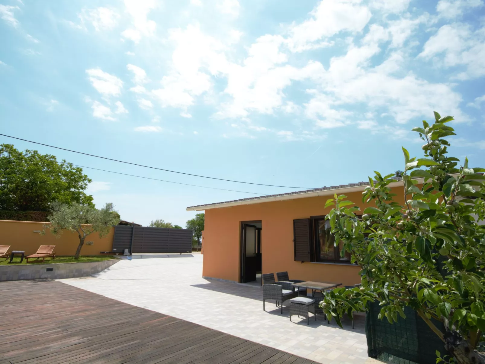 XXL-Ferienhaus "Cokuni" mit privatem Pool-Dehors