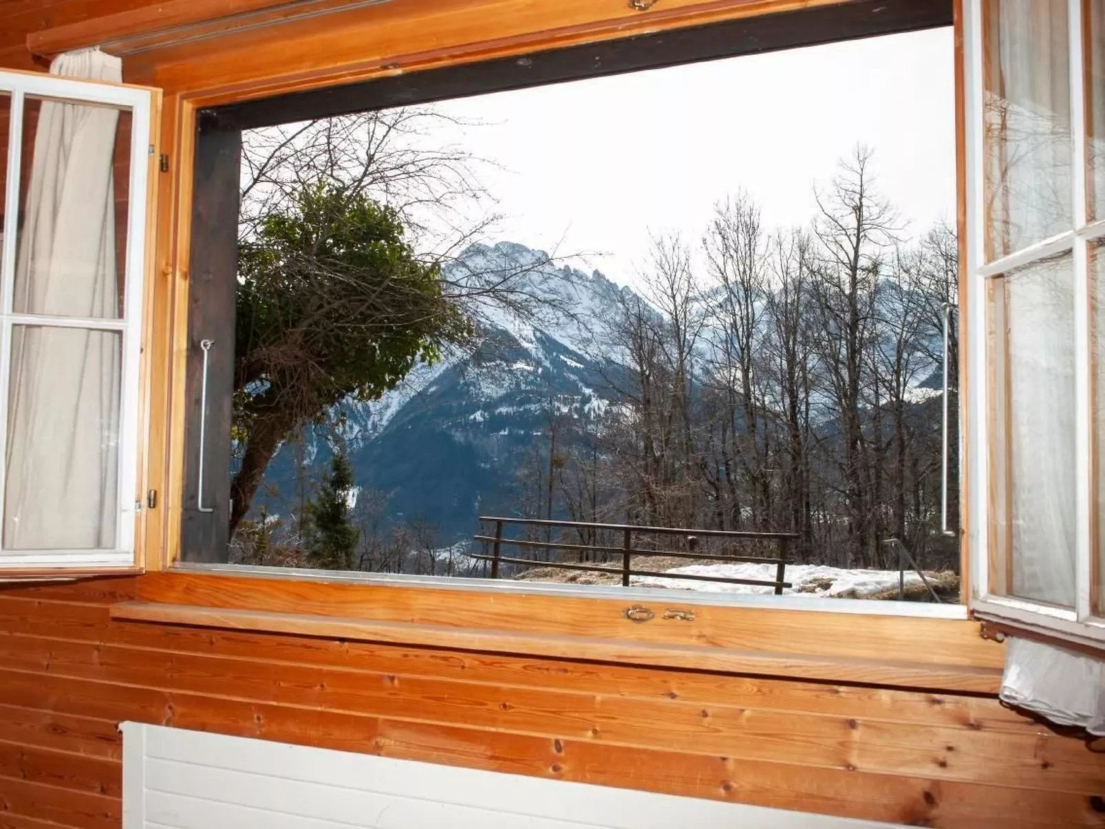 Flüehli Roth-Image-tags.info