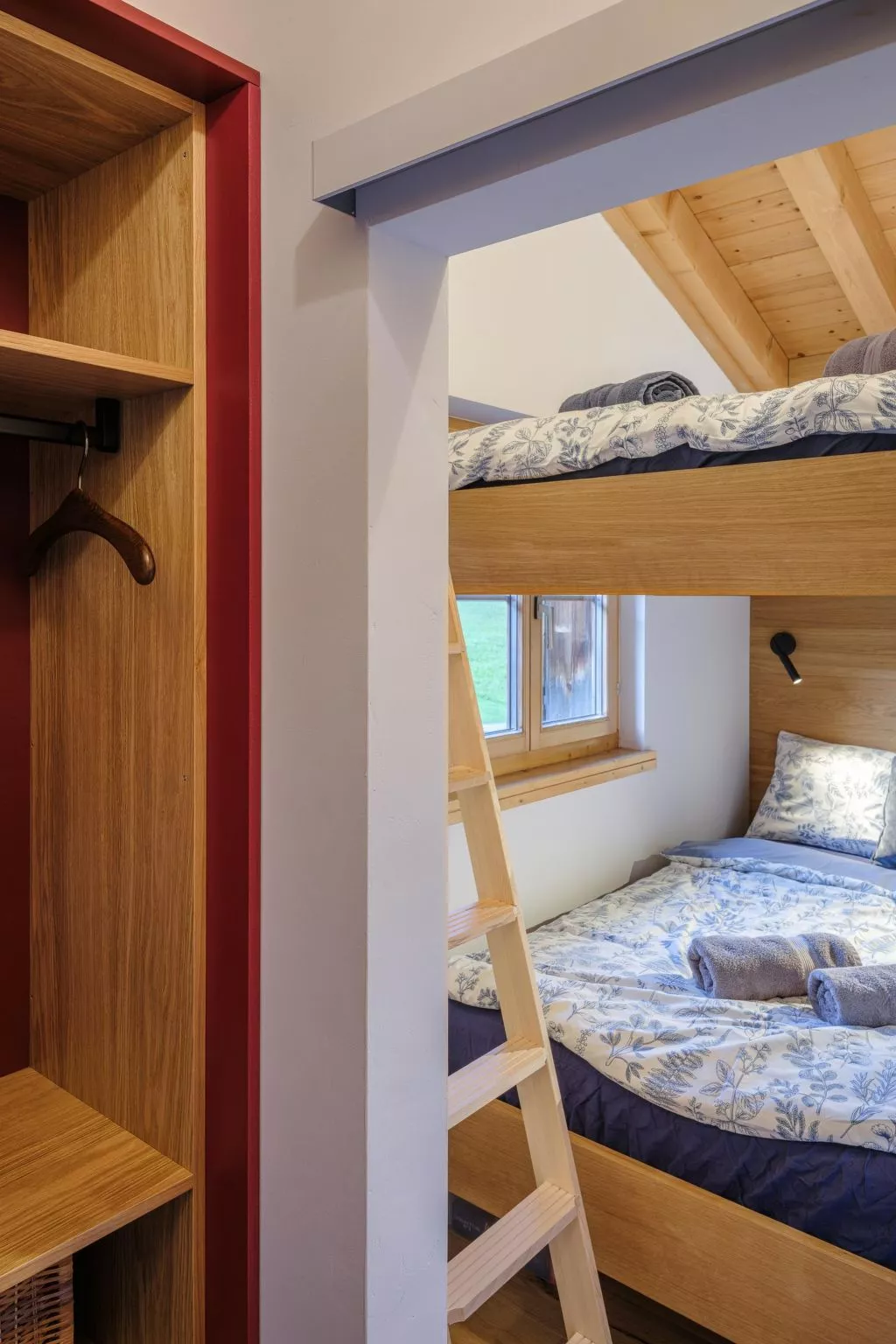 Blue Alpine Lodge-Drinnen