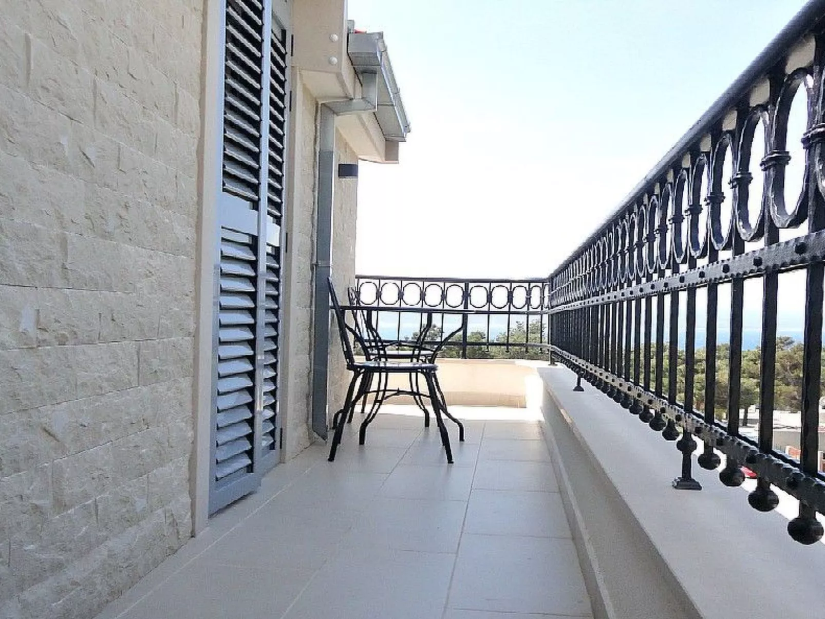 In Baška Voda-Outside