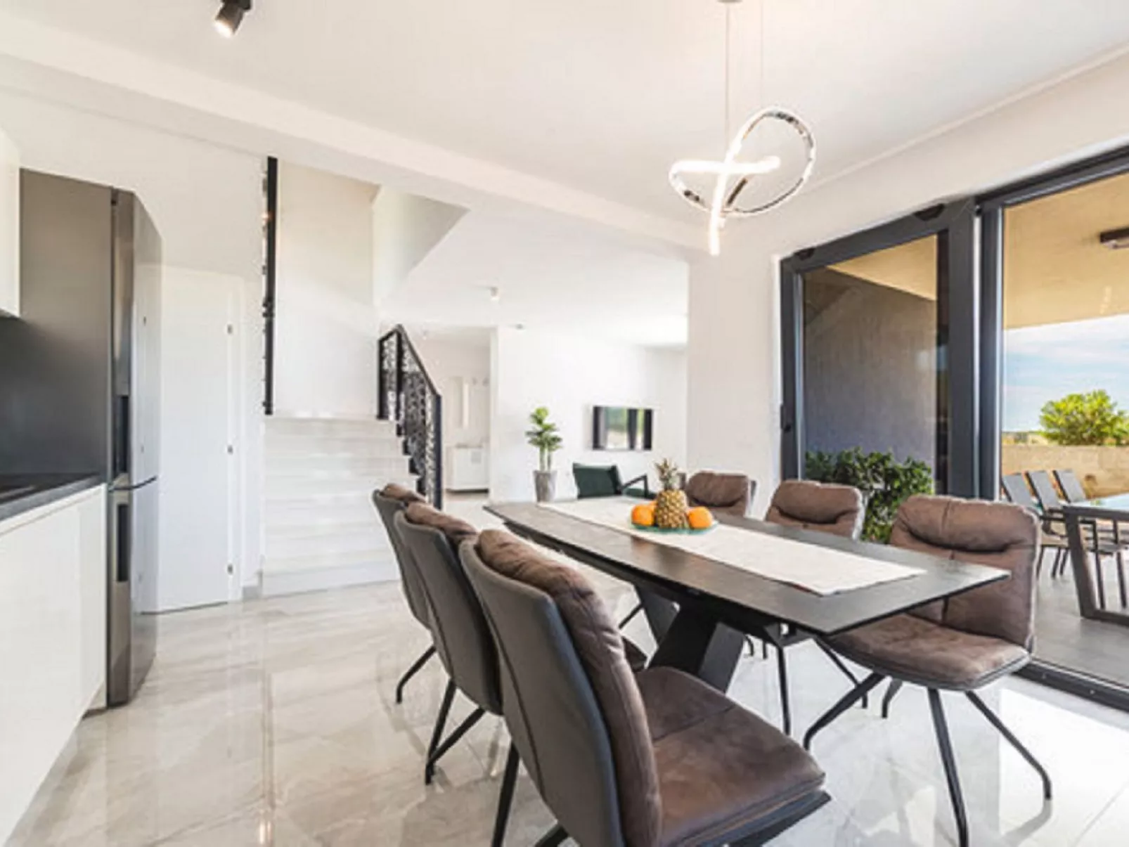 Villa Angelo mit Sauna, Fitnessraum und Pool-Image-tags.info