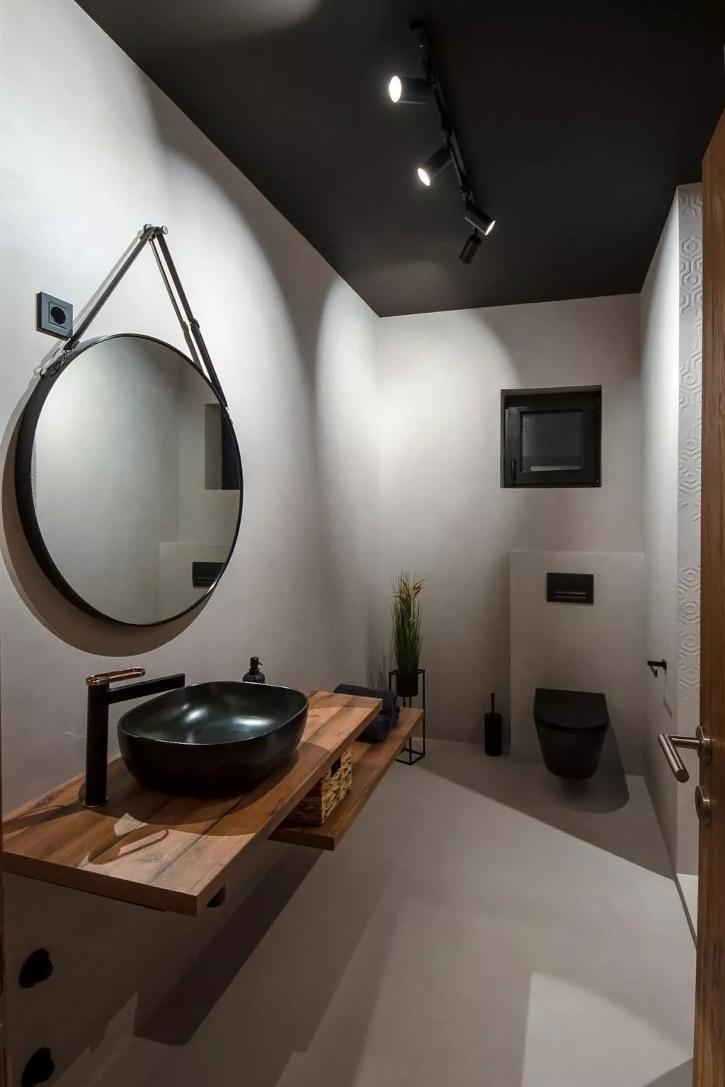 Villa Whitestone bei Šibenik-Dedans