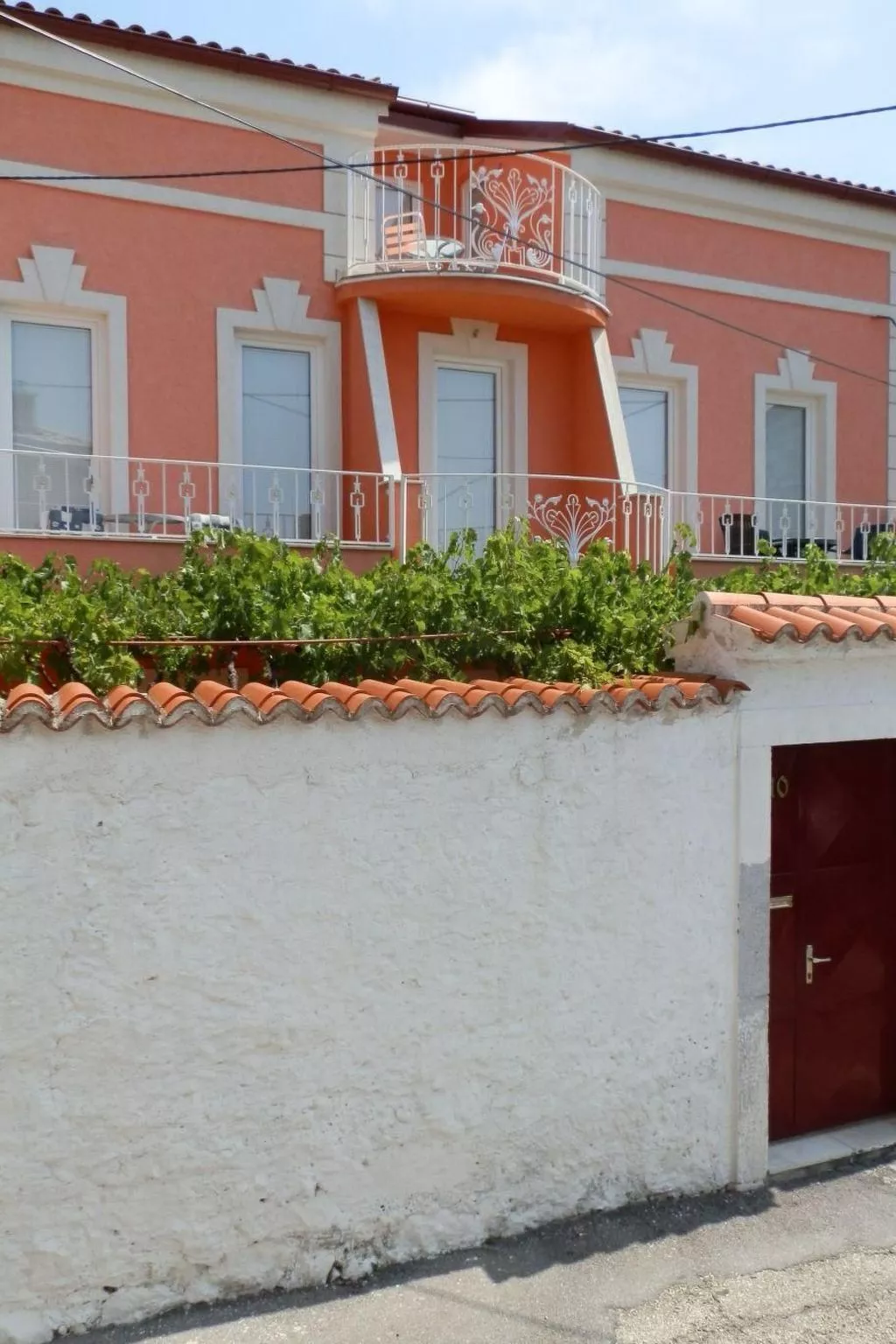 Appartement mit Balkon und Meerblick-Outside