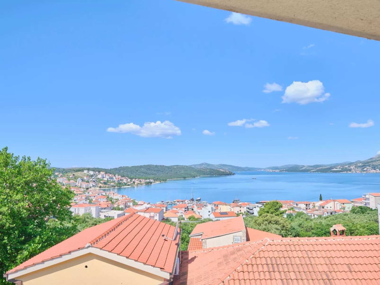 Wohnung Meri 2 in Okrug Gornji-Outside