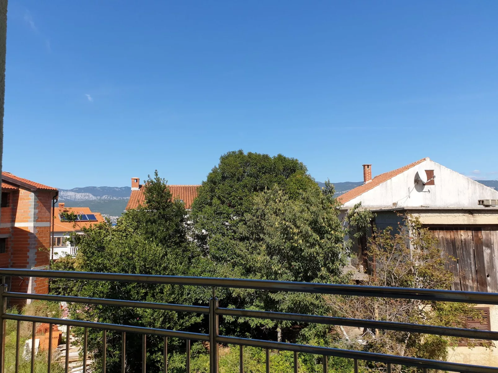 Apartment Rea-Outside