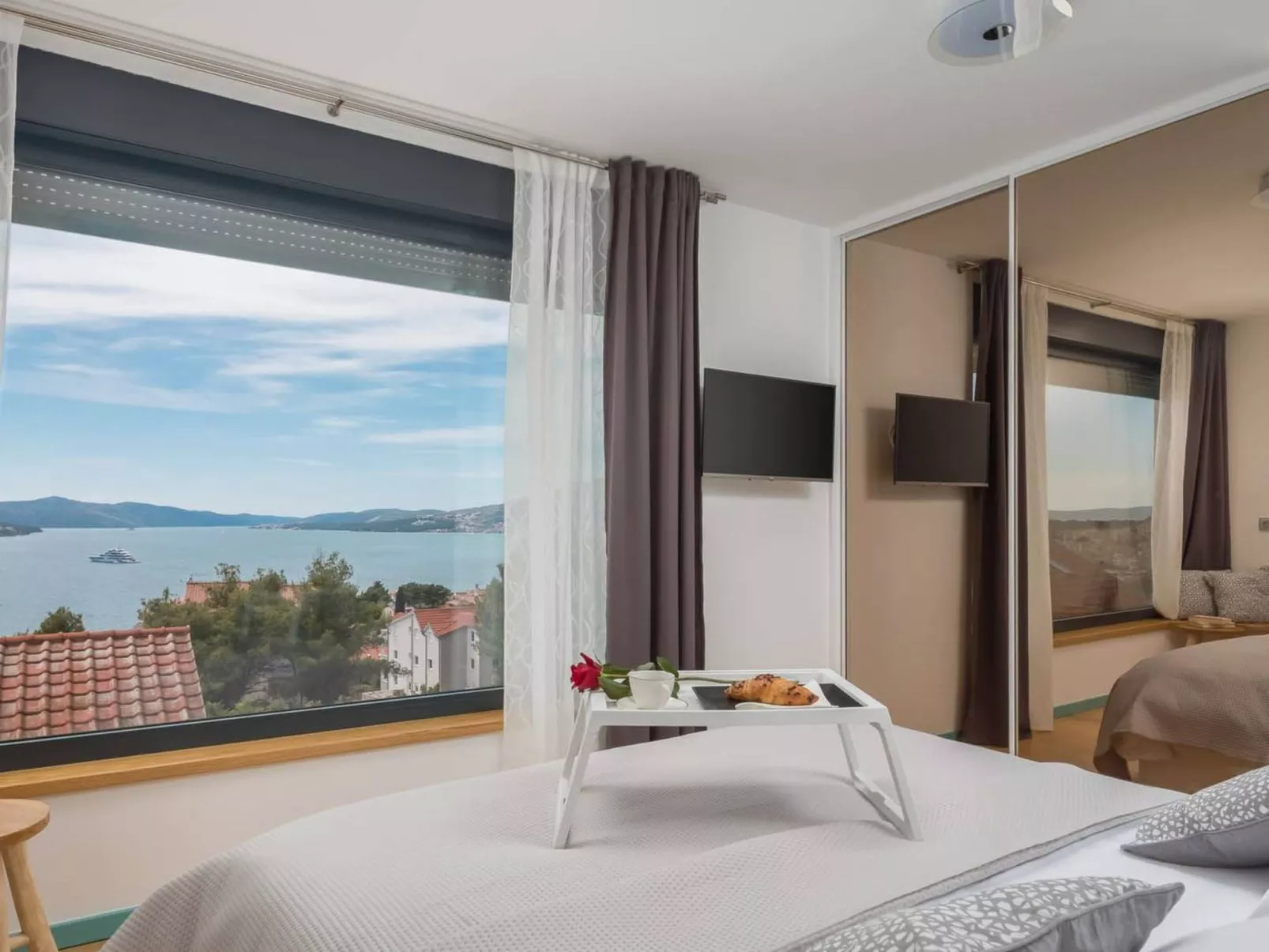 Moderne Ferienvilla Prima Vista-Image-tags.info