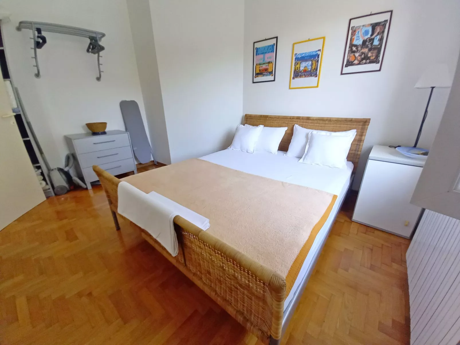 Wohnung Lungomare, 300m vom Strand entfernt, Pula-Inside