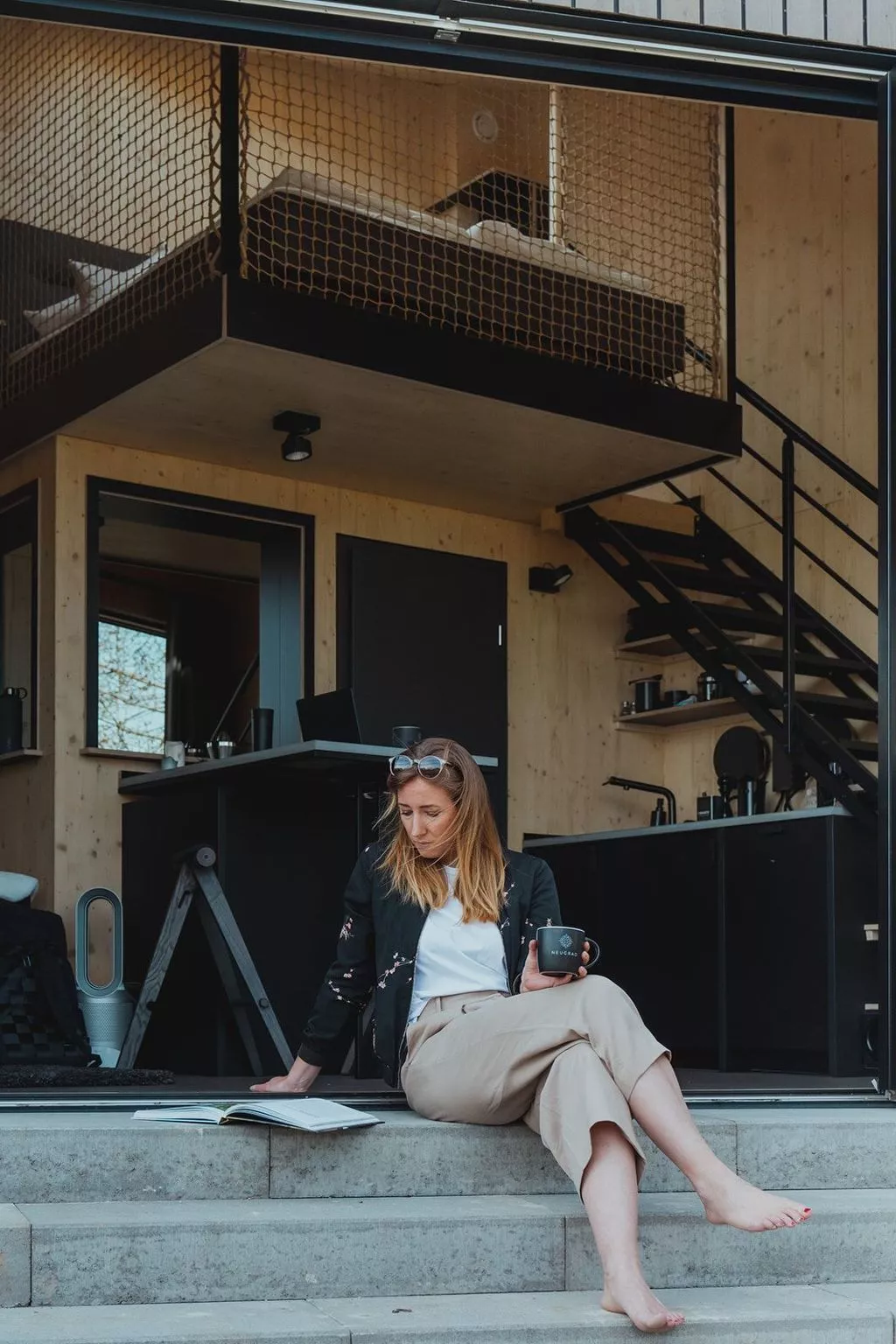 (A) Cabin Stars-Outside