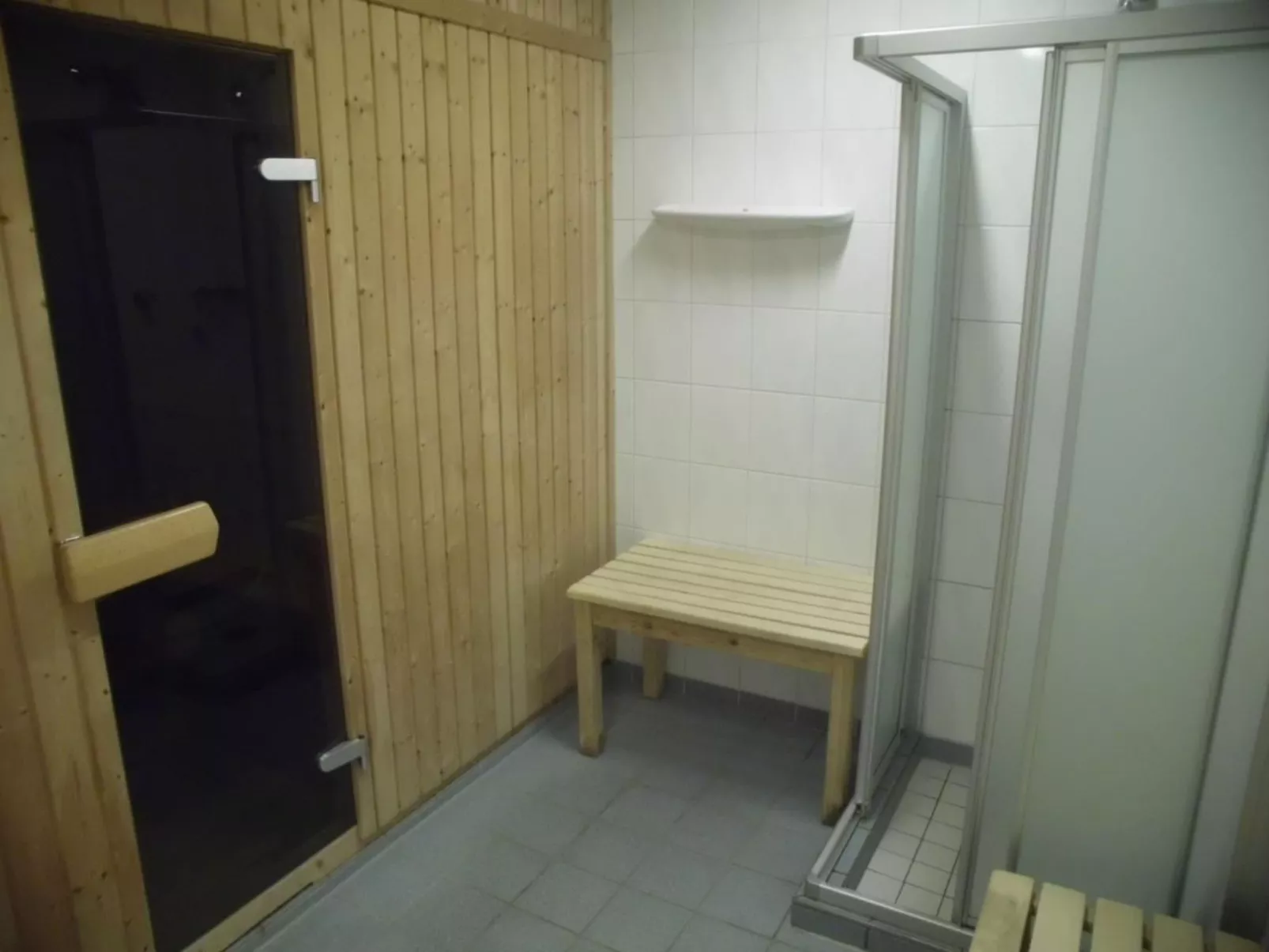 Tierfreies Nichtraucher-Wellnessappartement-Dedans