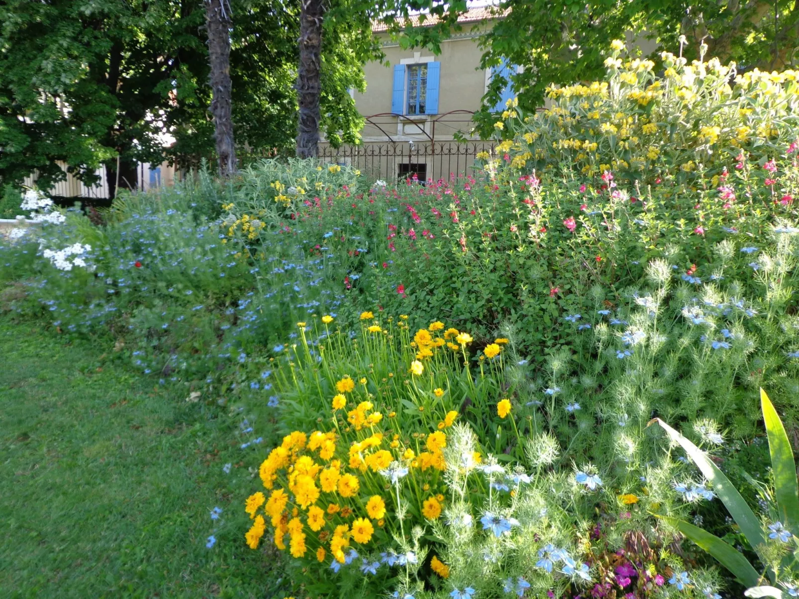 Domaine Les Rivales en Provence, klimatisiertes Apartment La Cigale Etage-Outside