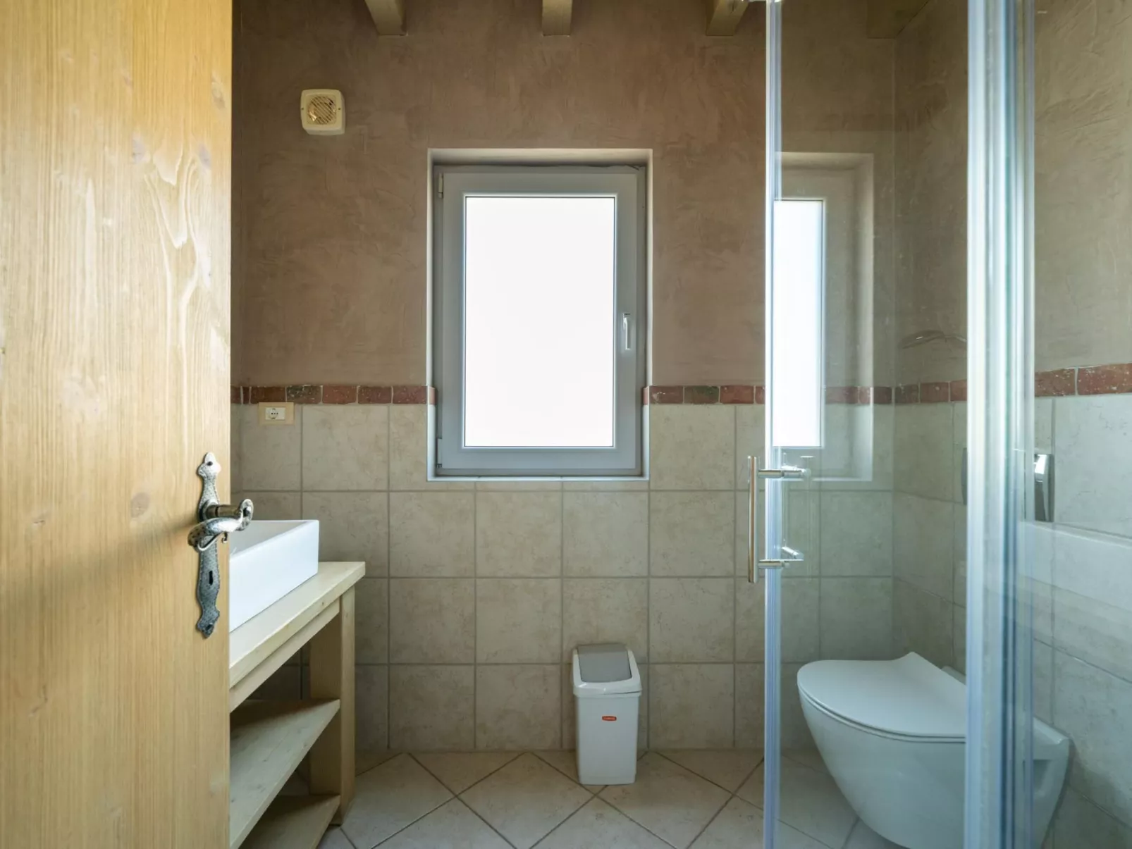 Villa Bellavista für 16 Gäste mit Hockeytisch-Dedans