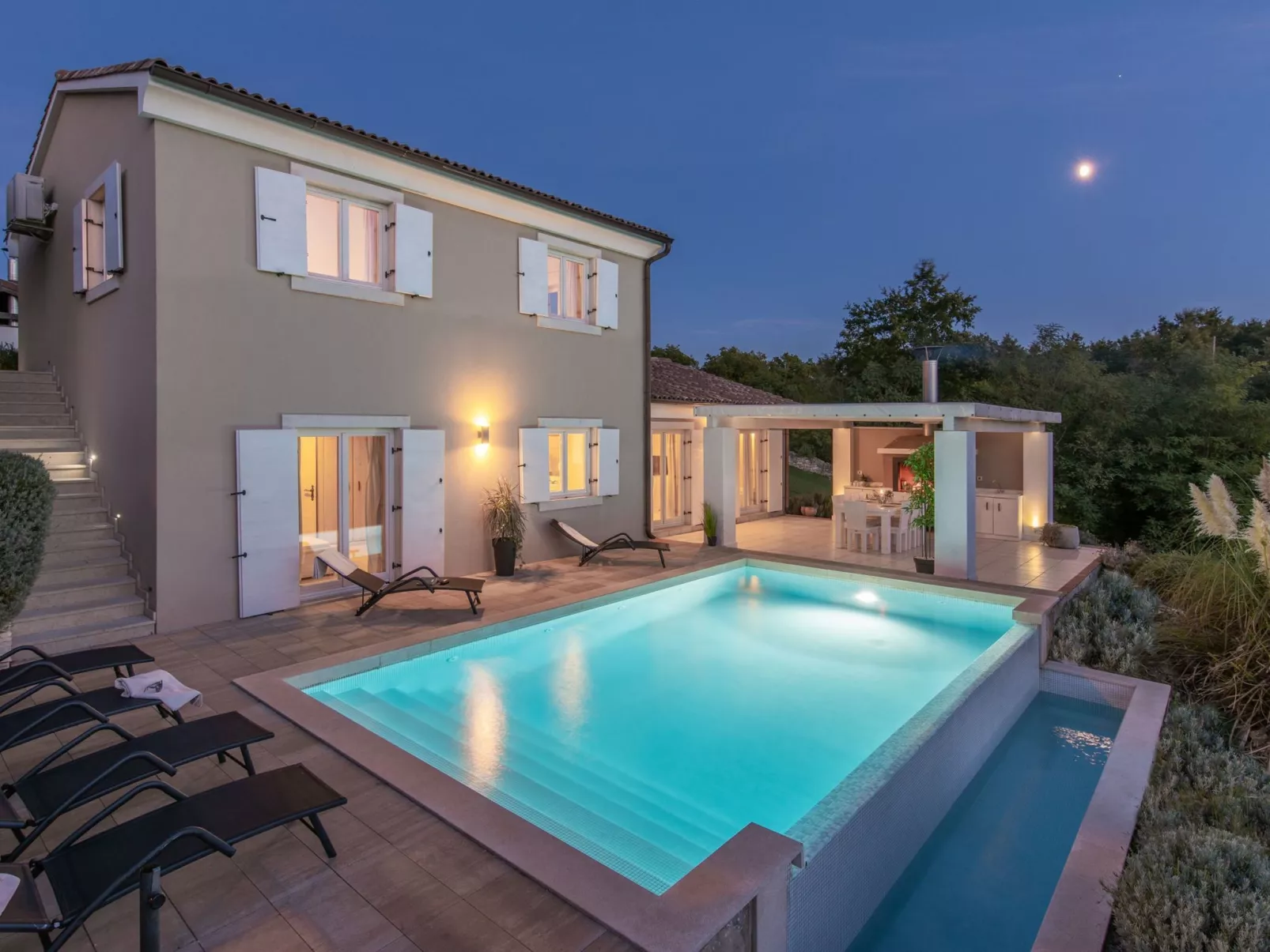 Villa Monet-Draußen