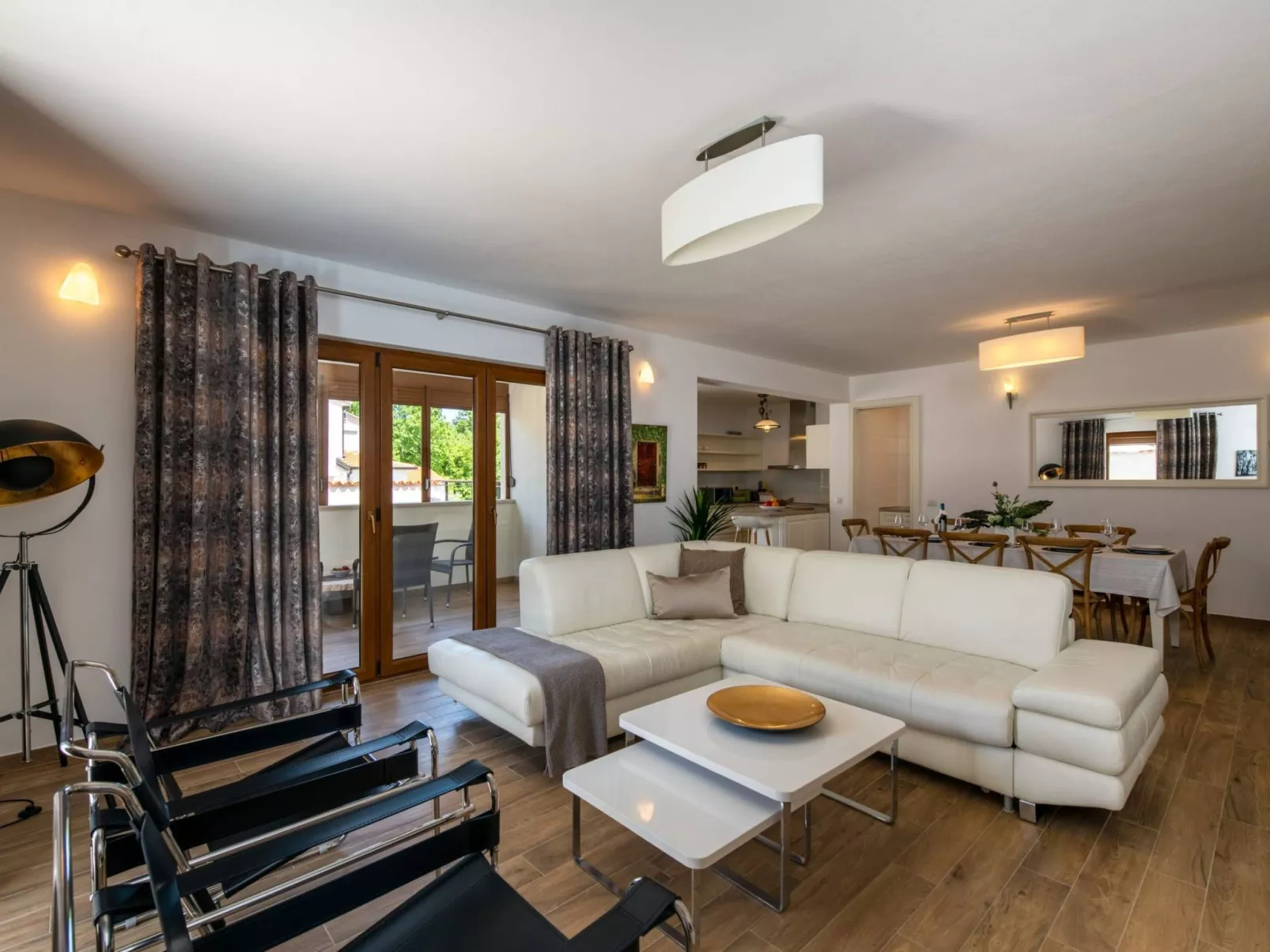 Villa Künstler-Image-tags.info