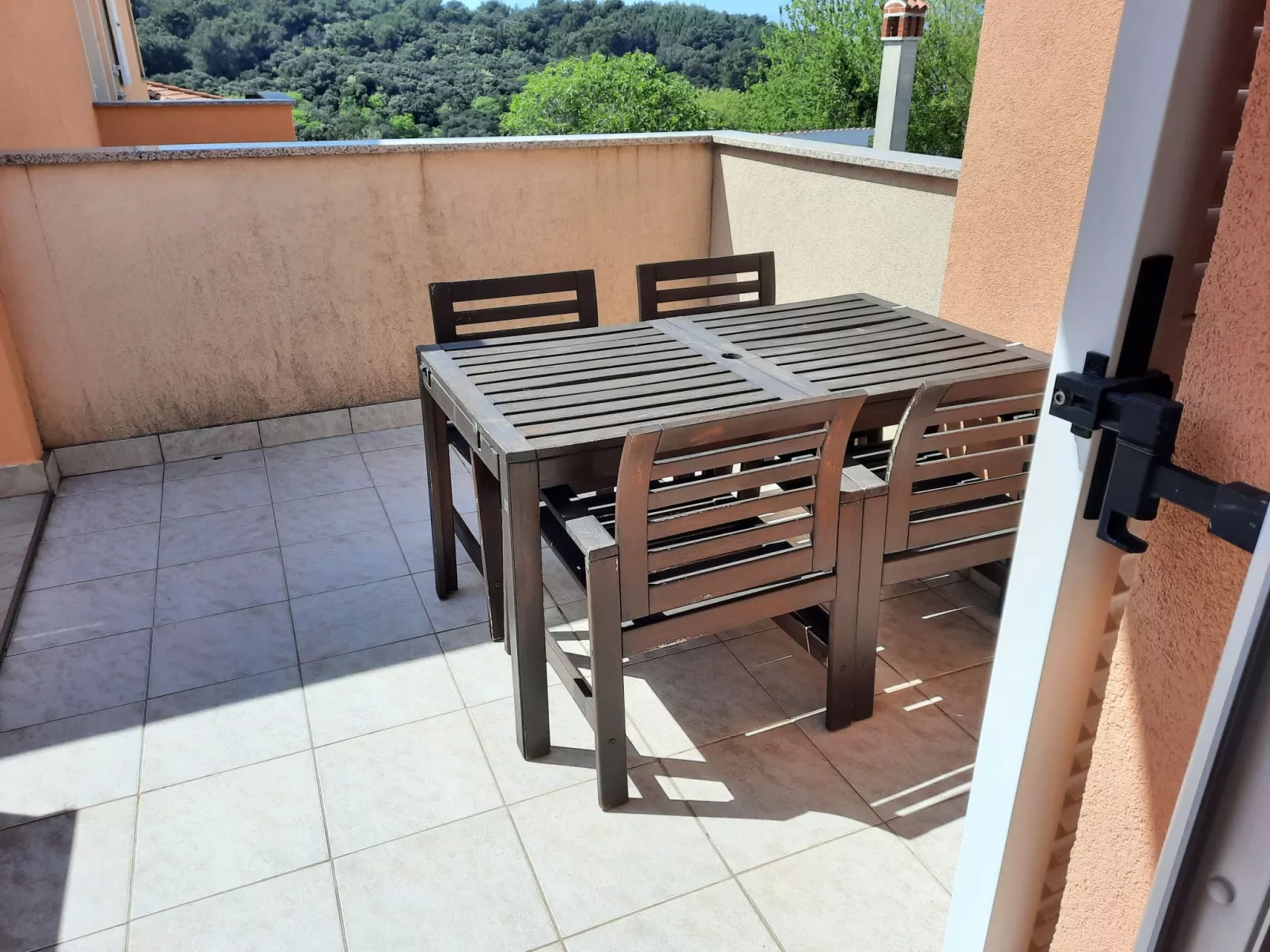 Apartment mit Balkon für zwei bis vier Personen-Dehors