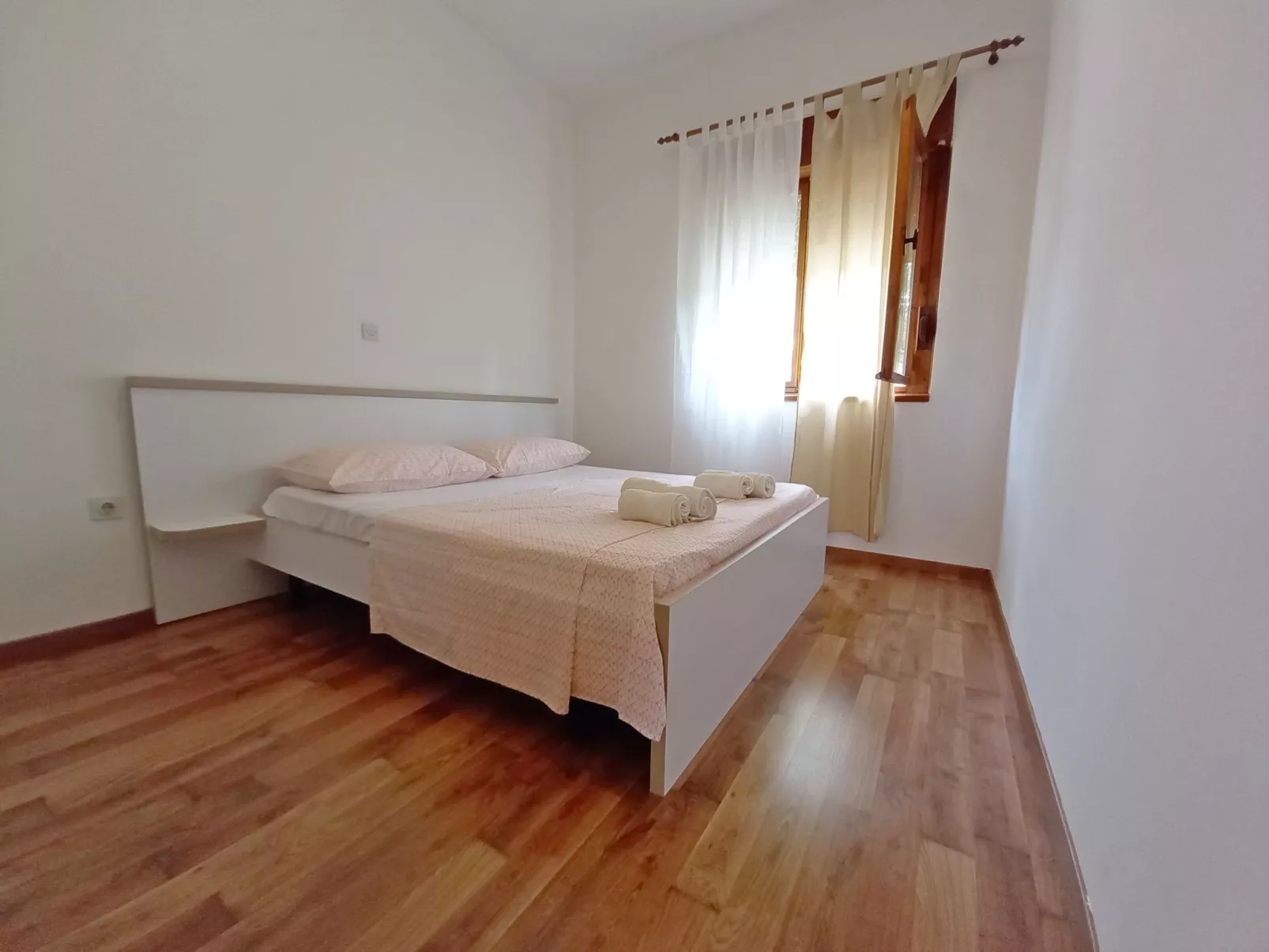 Haus in Sveti Kirin mit Privatem Pool, 4 Schlafzimmer-Drinnen