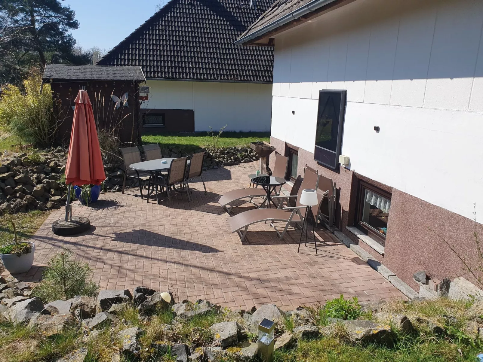 Elster-Image-tags.info