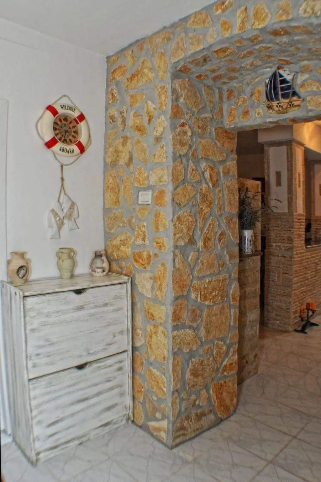 Mit beheiztem Pool und Meerblick-Inside