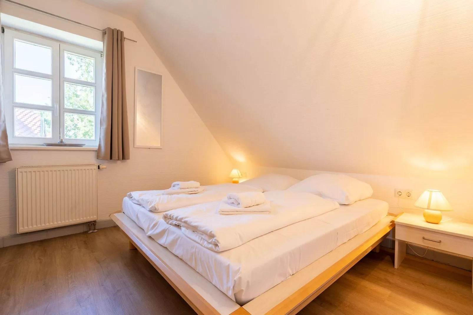 Typ C/D OG 2 Personen-Bedroom