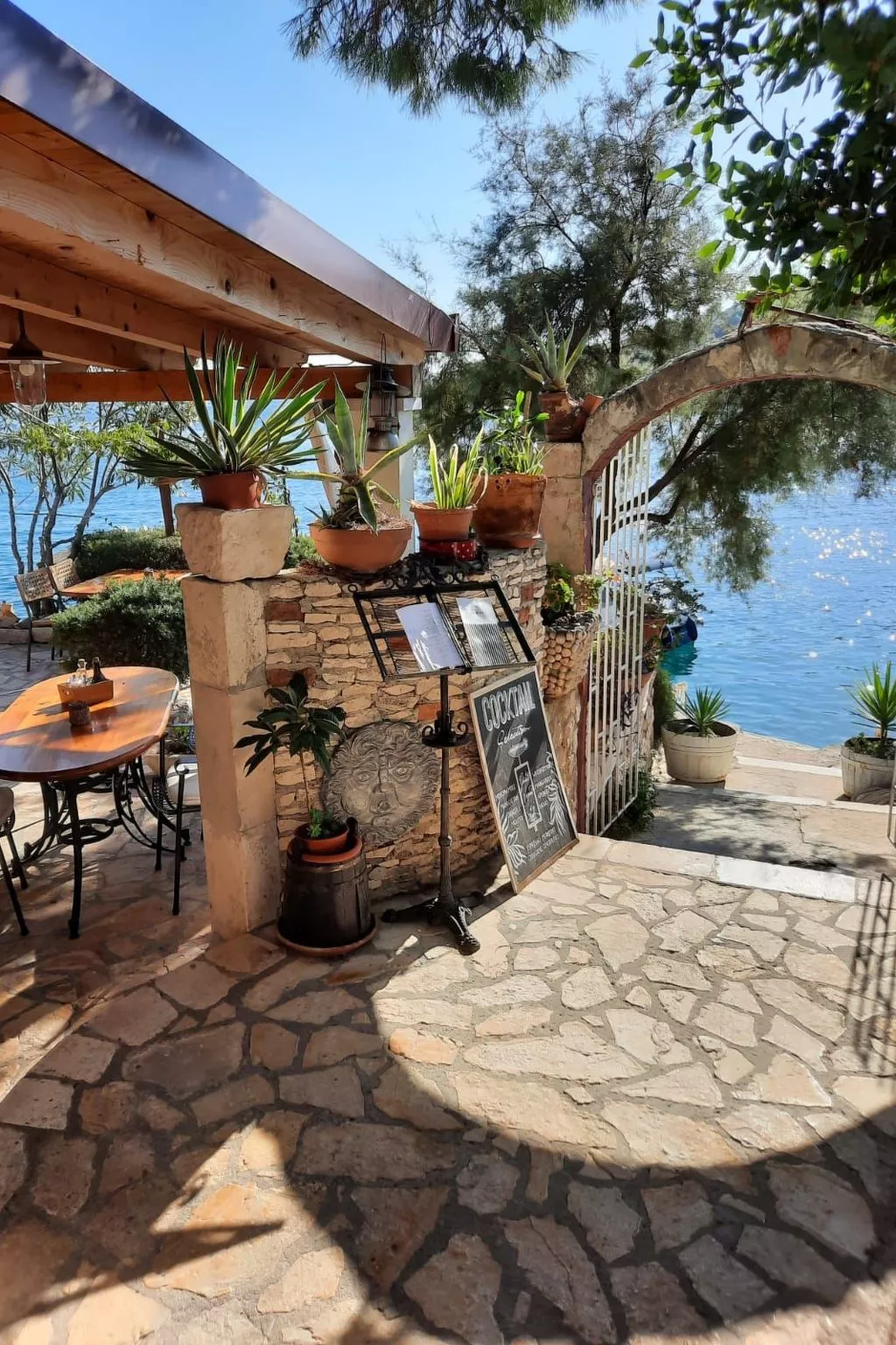 Villa Elena mit Pool, nur 60 Meter zum Meer-Image-tags.info