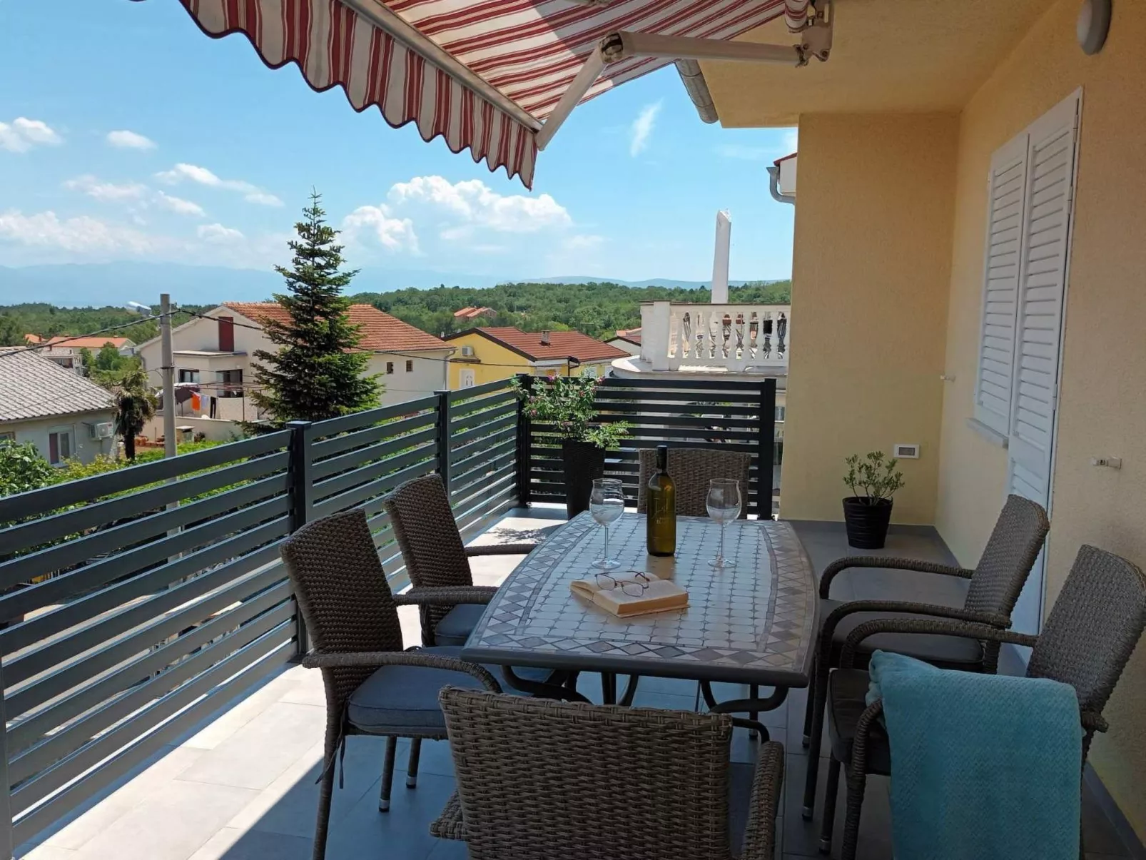 Moderne Wohnung Grzetic-Dehors