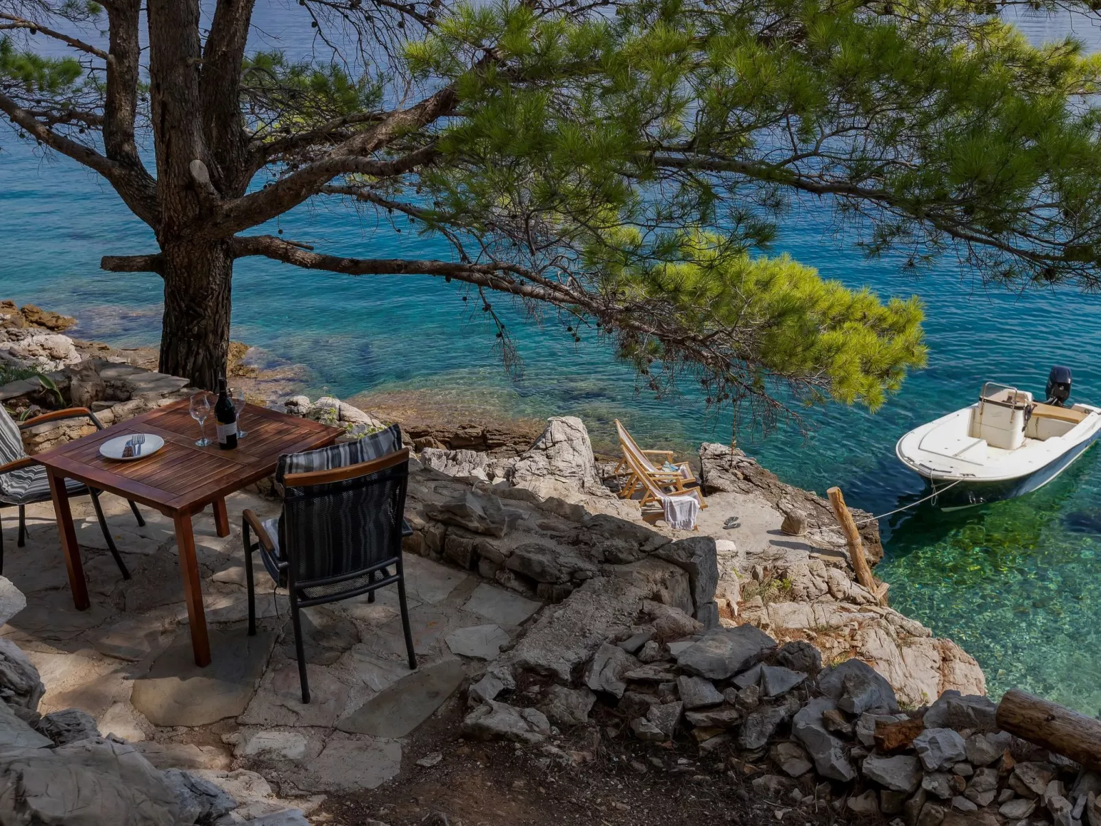 Haus in Općina Sućuraj mit Grill und Terrasse-Outside