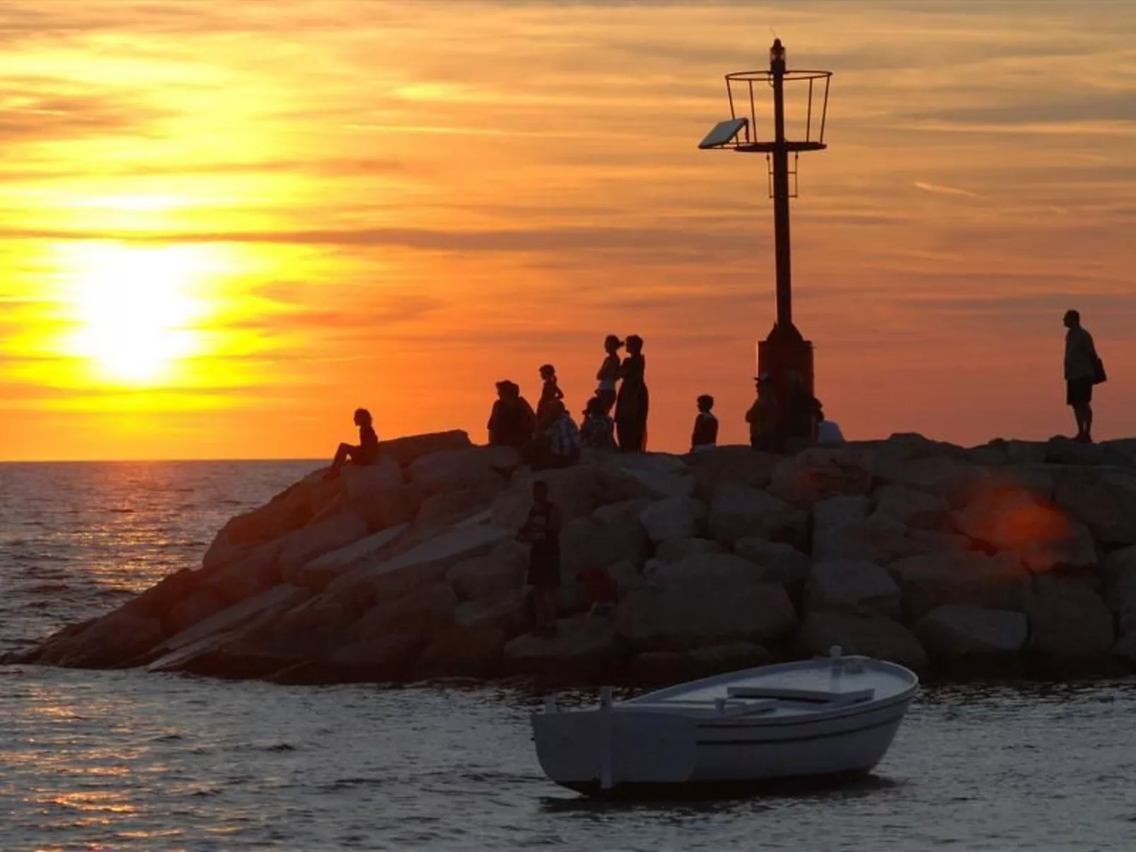 Wohnung in Fazana mit Garten, Grill und Terrasse-Draußen