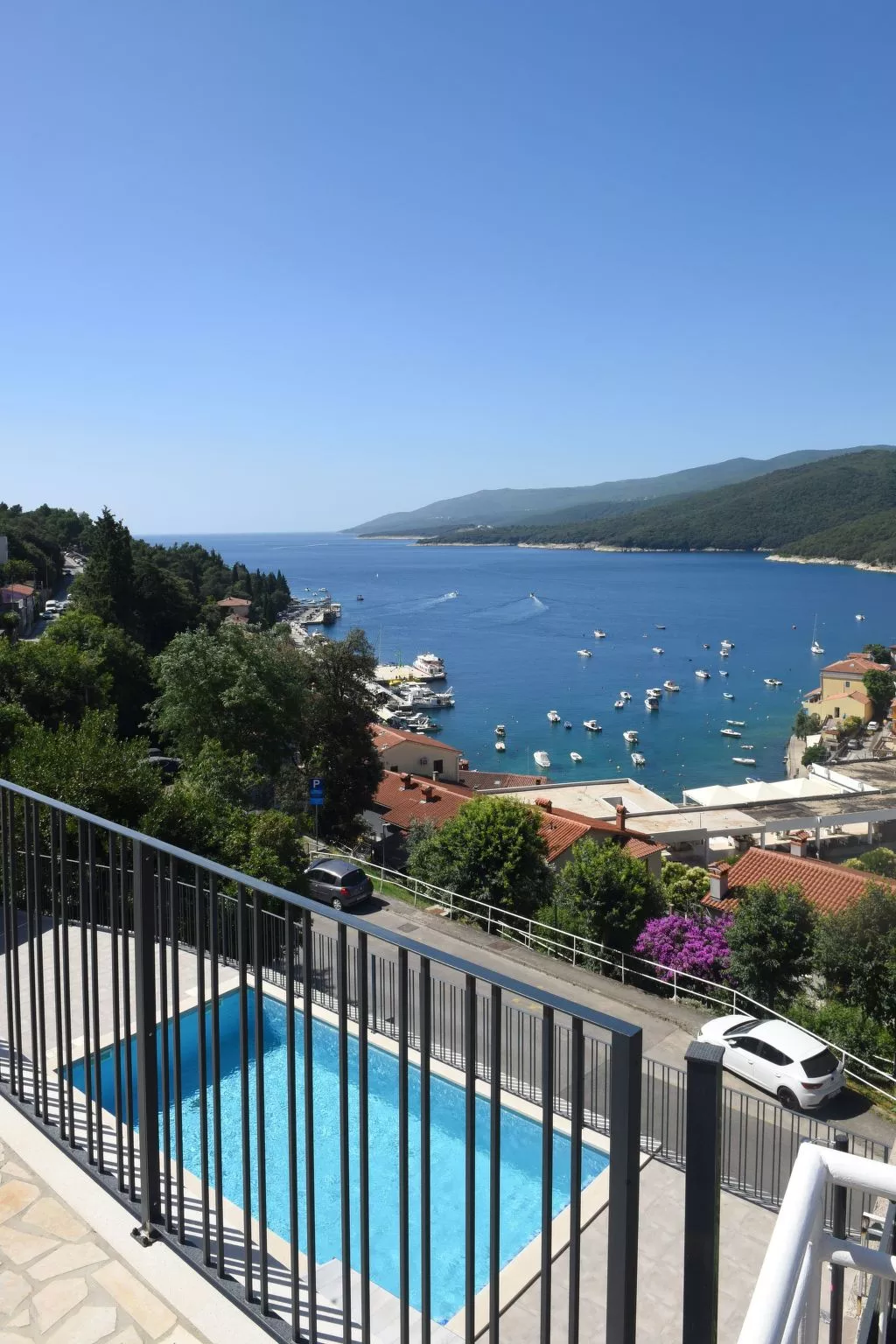 'Persic' mit privatem Pool-Dehors