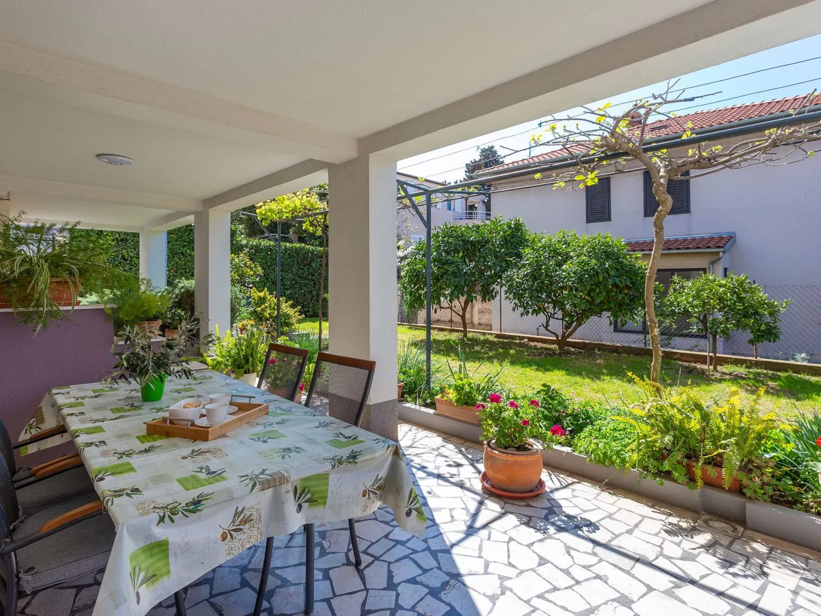 "Appartement Perka No.1"-Draußen