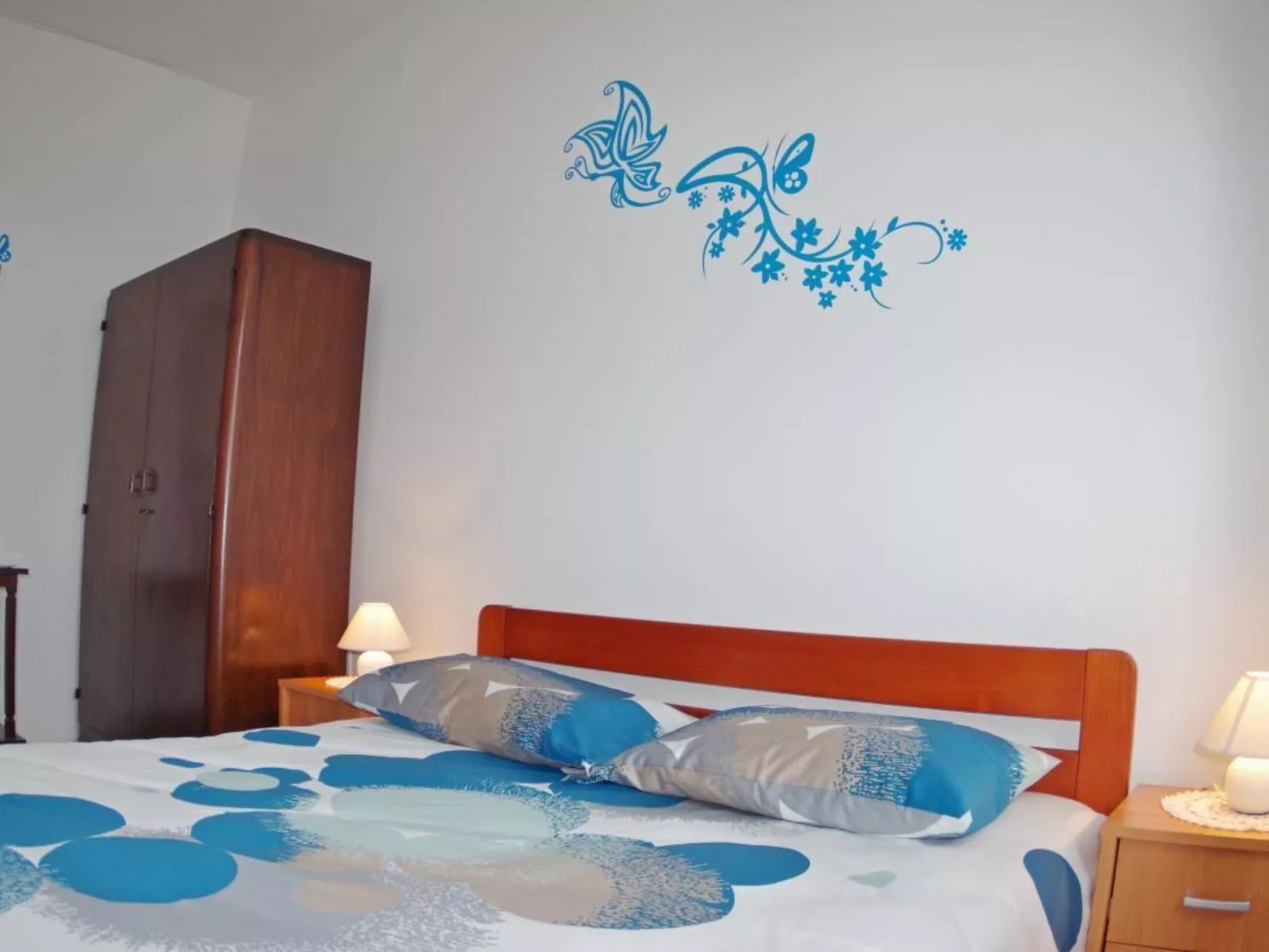 Im Dorf Peresiji-Dedans