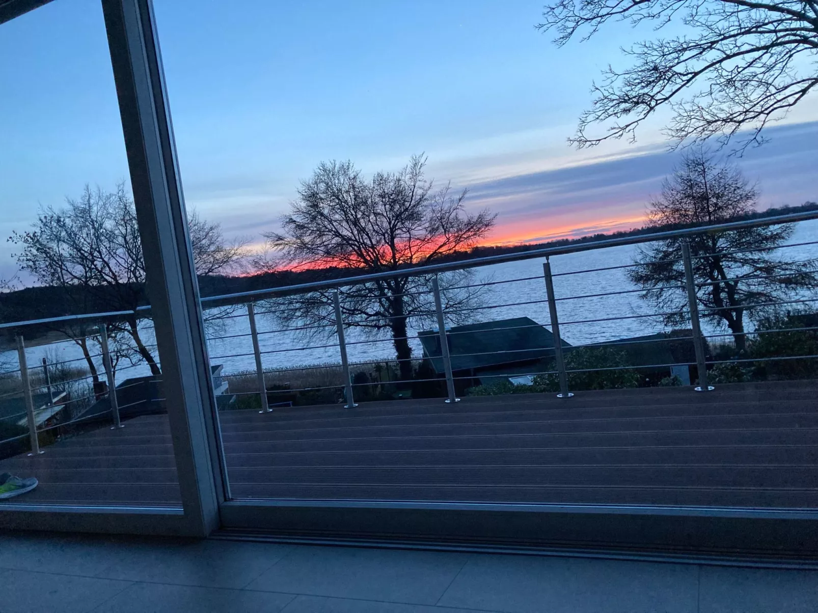 In Klingberg mit Seeblick-Outside