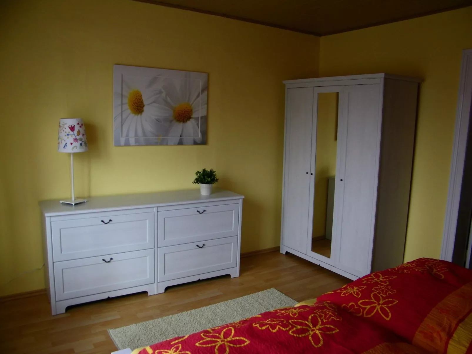 In Kappeln mit Großem Balkon-Dedans