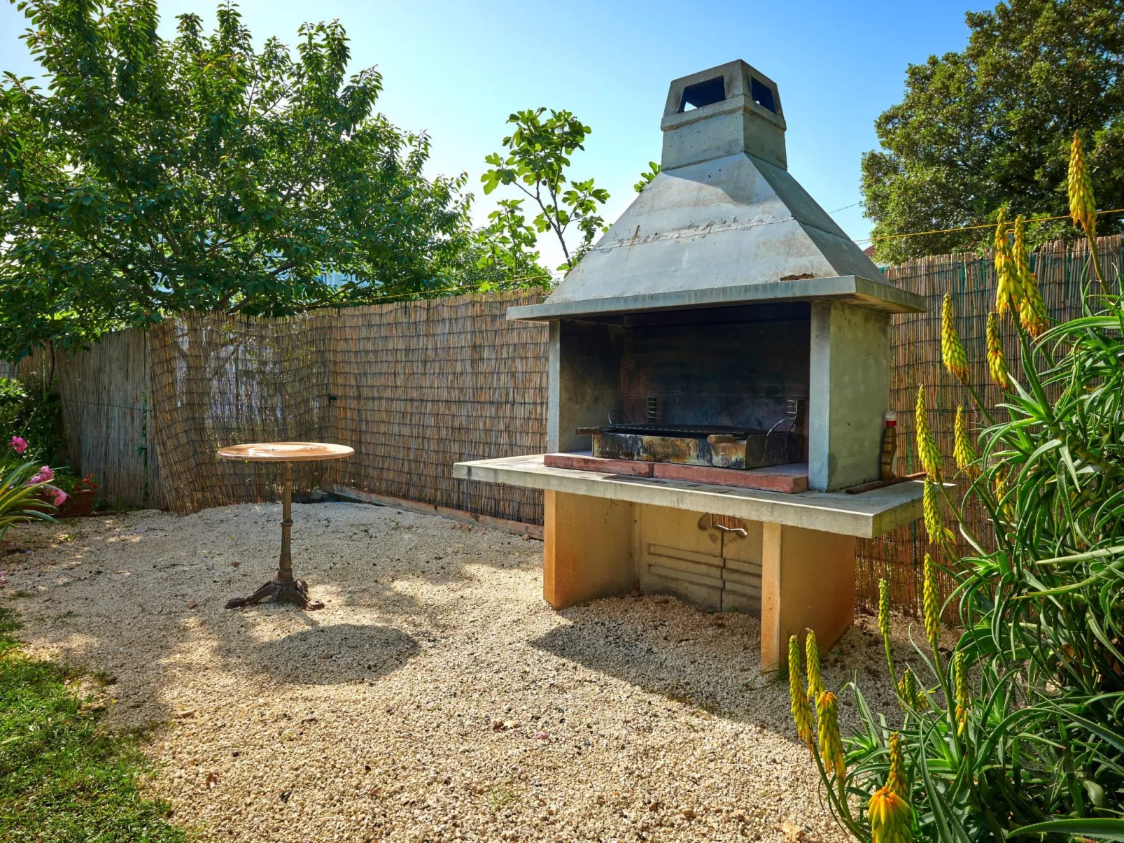 Villa Bastianich mit großem Garten und Pool-Draußen