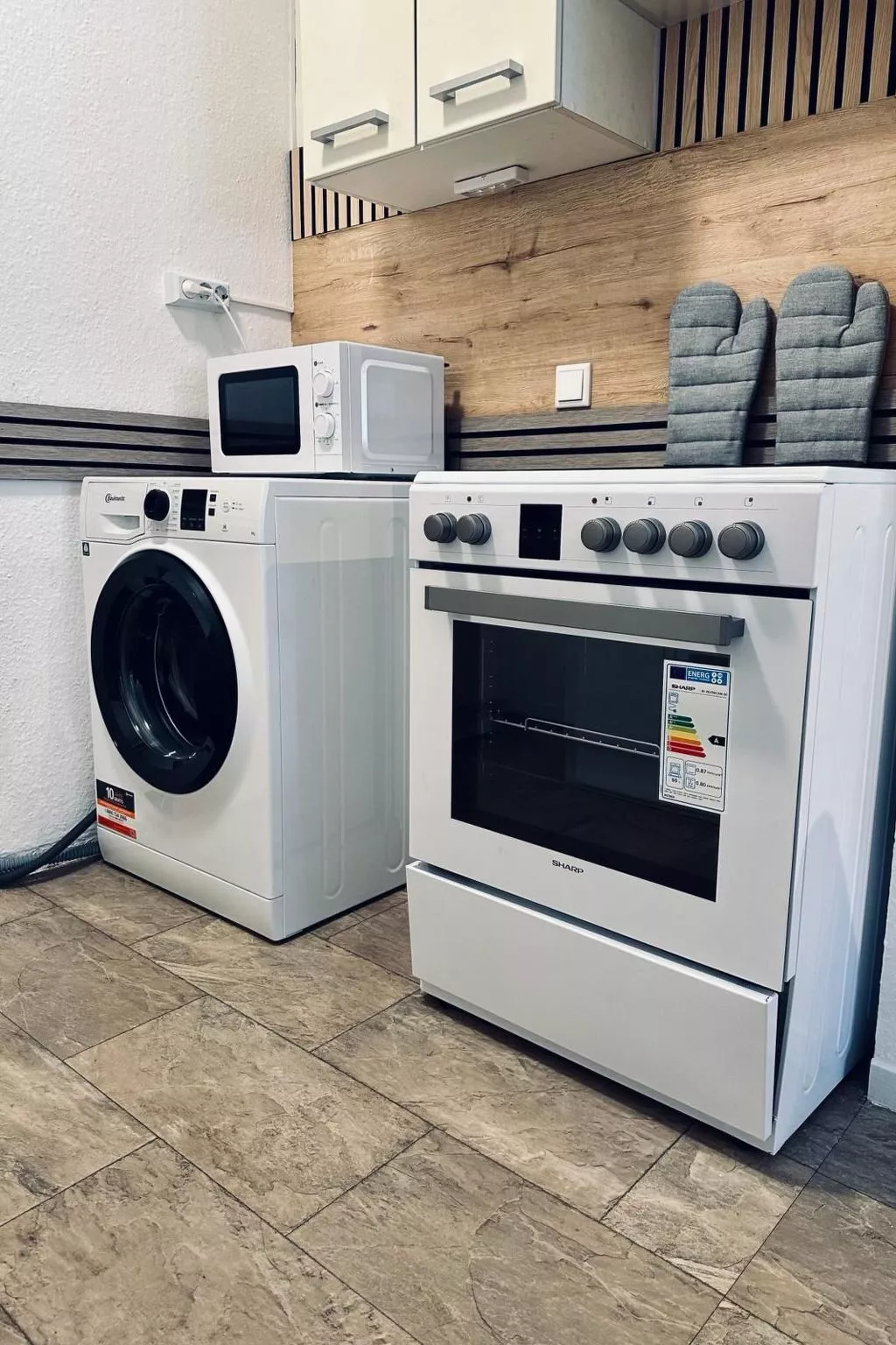 FeWo Am Hang-Drinnen